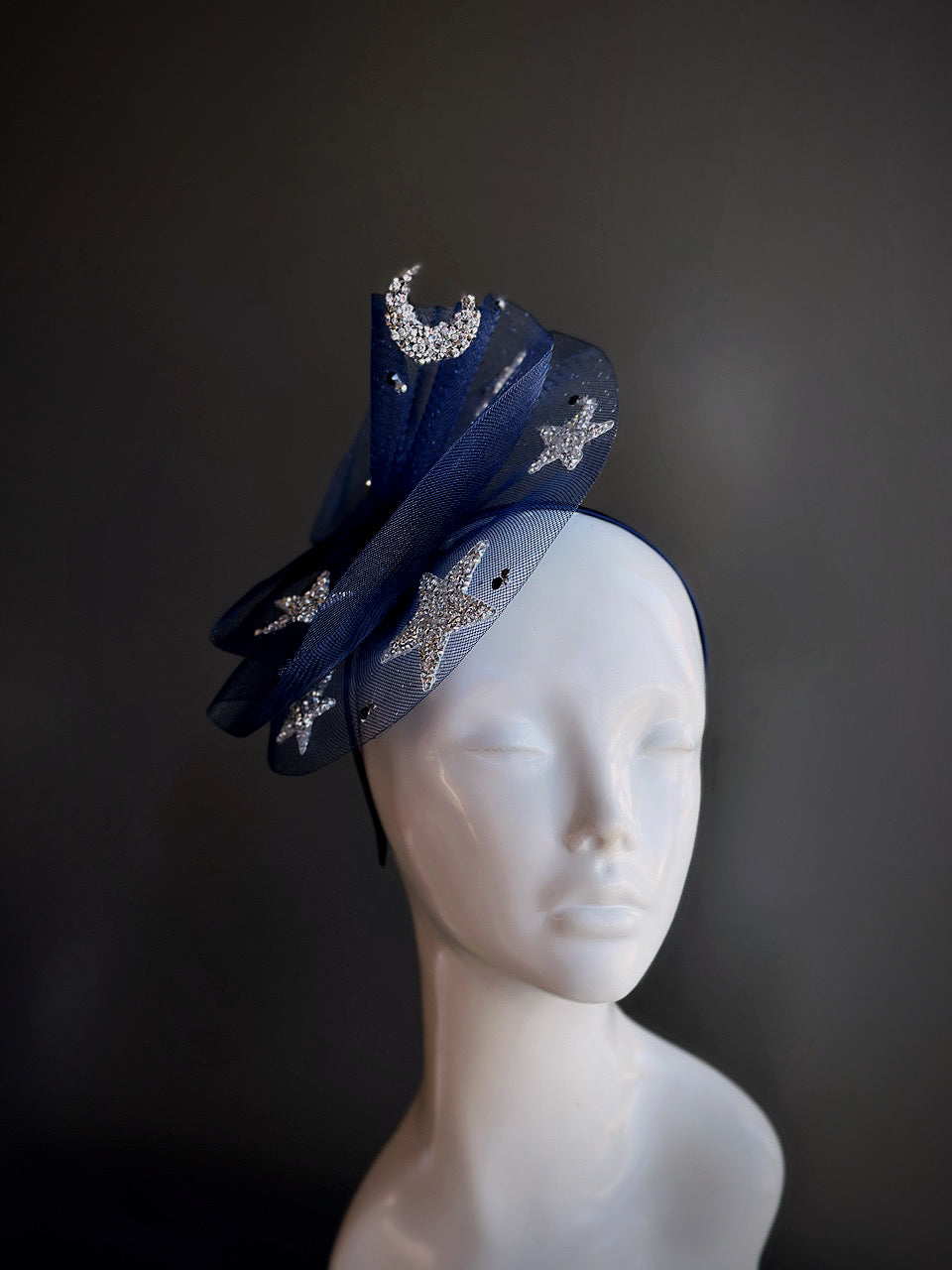 Celestial Charm Fascinator Headpiece - Elegant Wedding Hair Accessories for Women - Perfect for Bridal, Prom, and Special Occasions