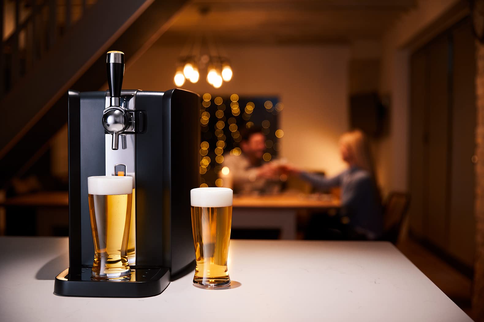PerfectDraft Beer Dispenser with 1 Keg - Leffe Blonde with Magnet - Ideal Gift for Beer Lovers - Home Bar & Party Essential