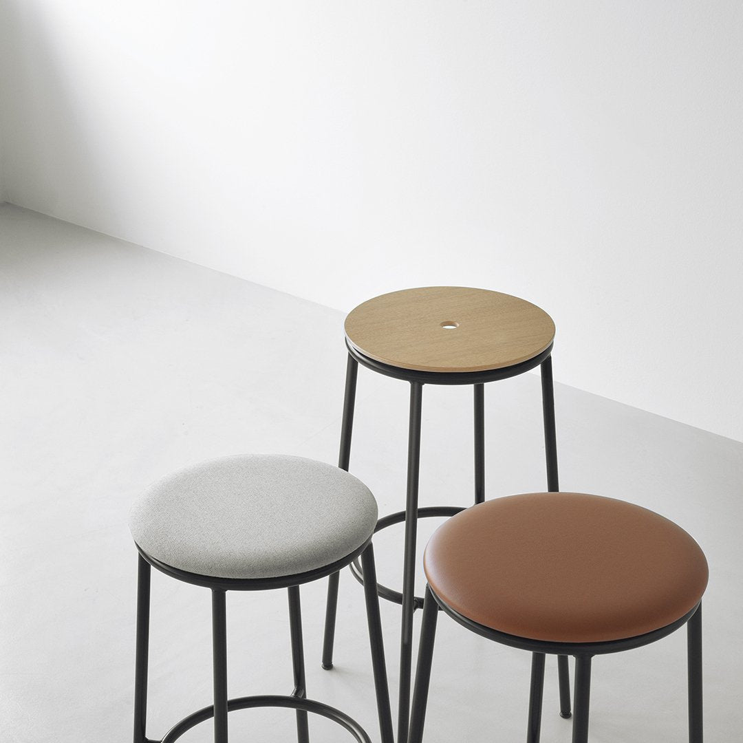 Circa Counter Stool - Upholstered Bar Stool with Comfortable Seat for Kitchen Island, Breakfast Nook & Home Bar | Modern Dining & Lounge Furniture