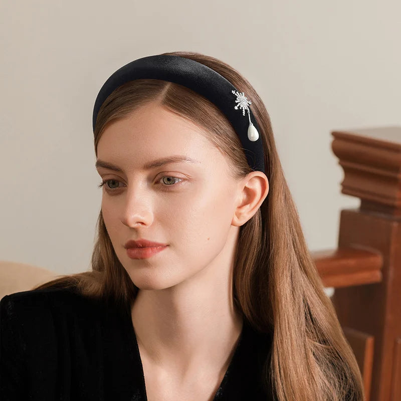 Fionn Headband for Women - Soft & Comfortable Stretchy Knit Head Wrap - Perfect for Yoga, Running, Workouts & Everyday Wear