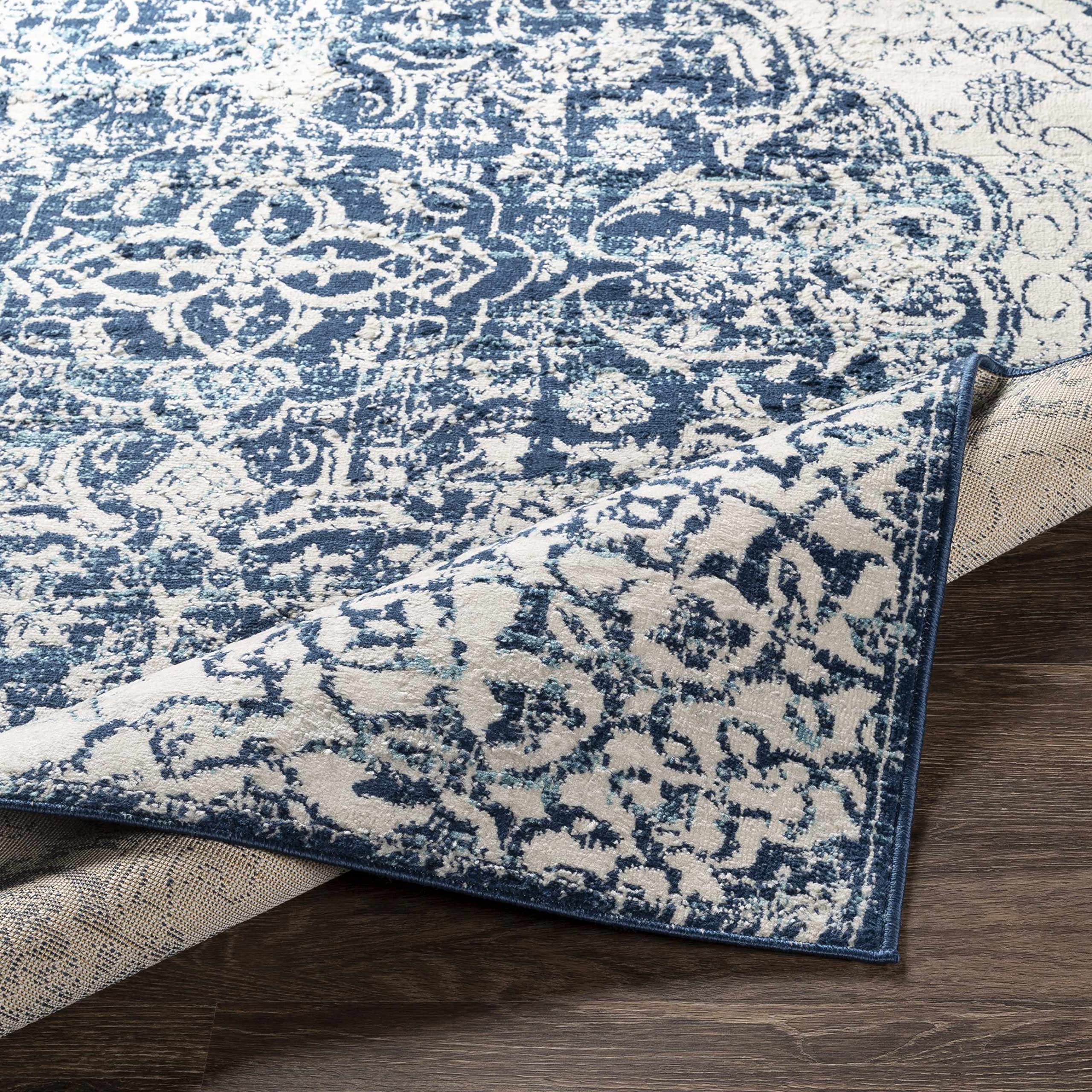 Hauteloom Traditional Beige and Blue Area Rug 7'10