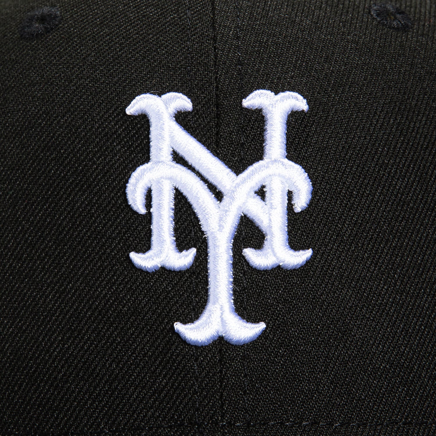 New Era 59Fifty New York Mets 50th Anniversary Patch Snapback Hat - Black & White Adjustable Baseball Cap for Men & Women | Perfect for Baseball Games, Sports Events & Streetwear Fashion