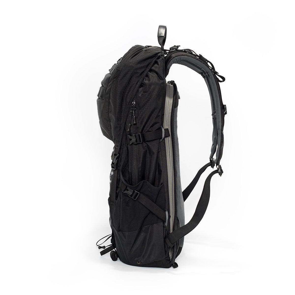 Atlas Athlete Medium Backpack for Men & Women - Durable Waterproof Laptop Backpack with USB Charging Port - Perfect for Work, Travel, Gym & Outdoor Adventures (Black)