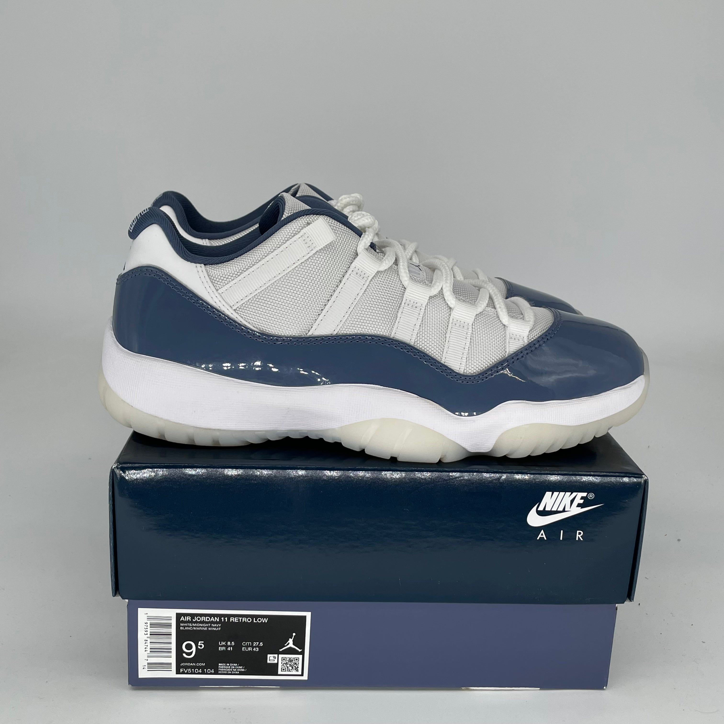 **Air Jordan 11 Low Diffused Blue Men's Basketball Shoes - Size 9.5 (FV5104-104) | Retro Sneakers for Casual Wear & Street Style**