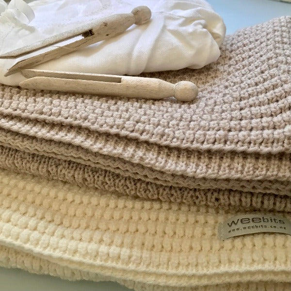 Premium Merino Wool Bassinet Blanket for Newborns - Soft, Breathable & Hypoallergenic Baby Blanket for Nursery, Stroller & Travel - Ideal for Cozy Swaddling & Comfort