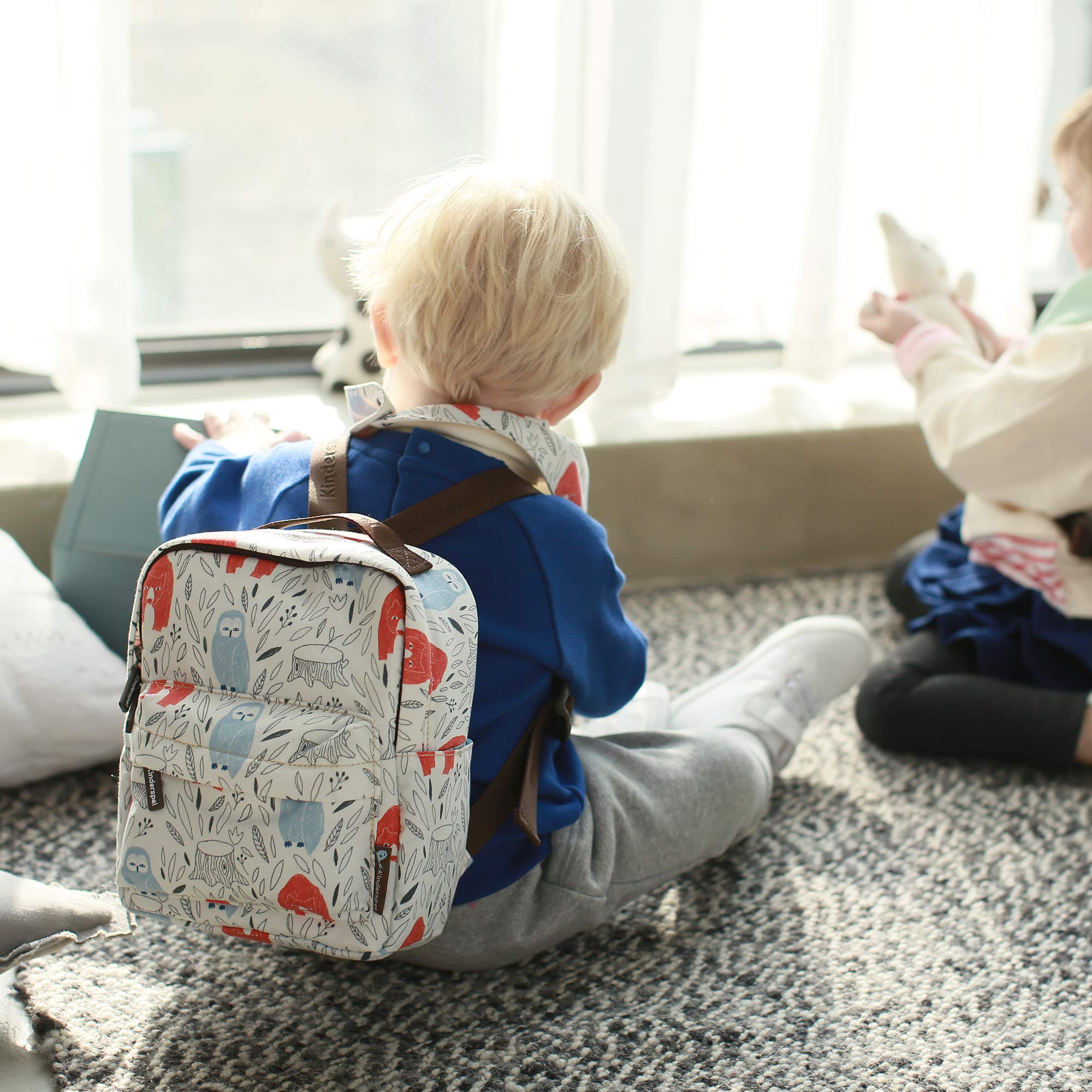 **Insulated Toddler Lunch Bag with Chest Harness & Safety Leash - Compact, Water-Resistant Backpack for Kids - Non-Slip EZ Wear Design - Perfect for Daycare, Travel & Outdoor Adventures**