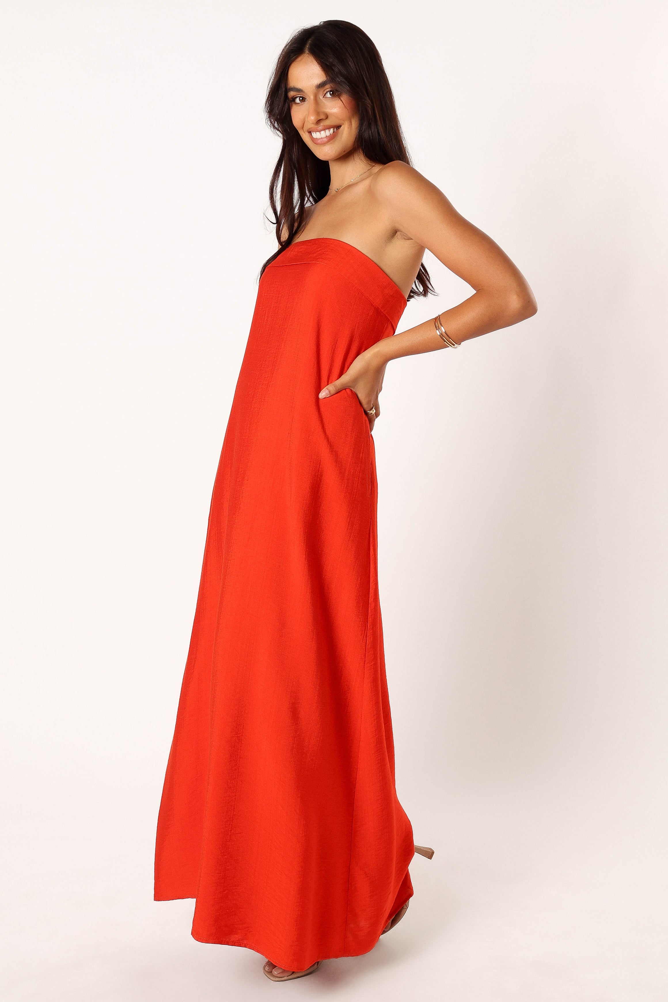 Strapless Maxi Dress for Women - Elegant Red Long Formal Gown for Evening Party, Wedding, Prom, Cocktail & Special Occasions