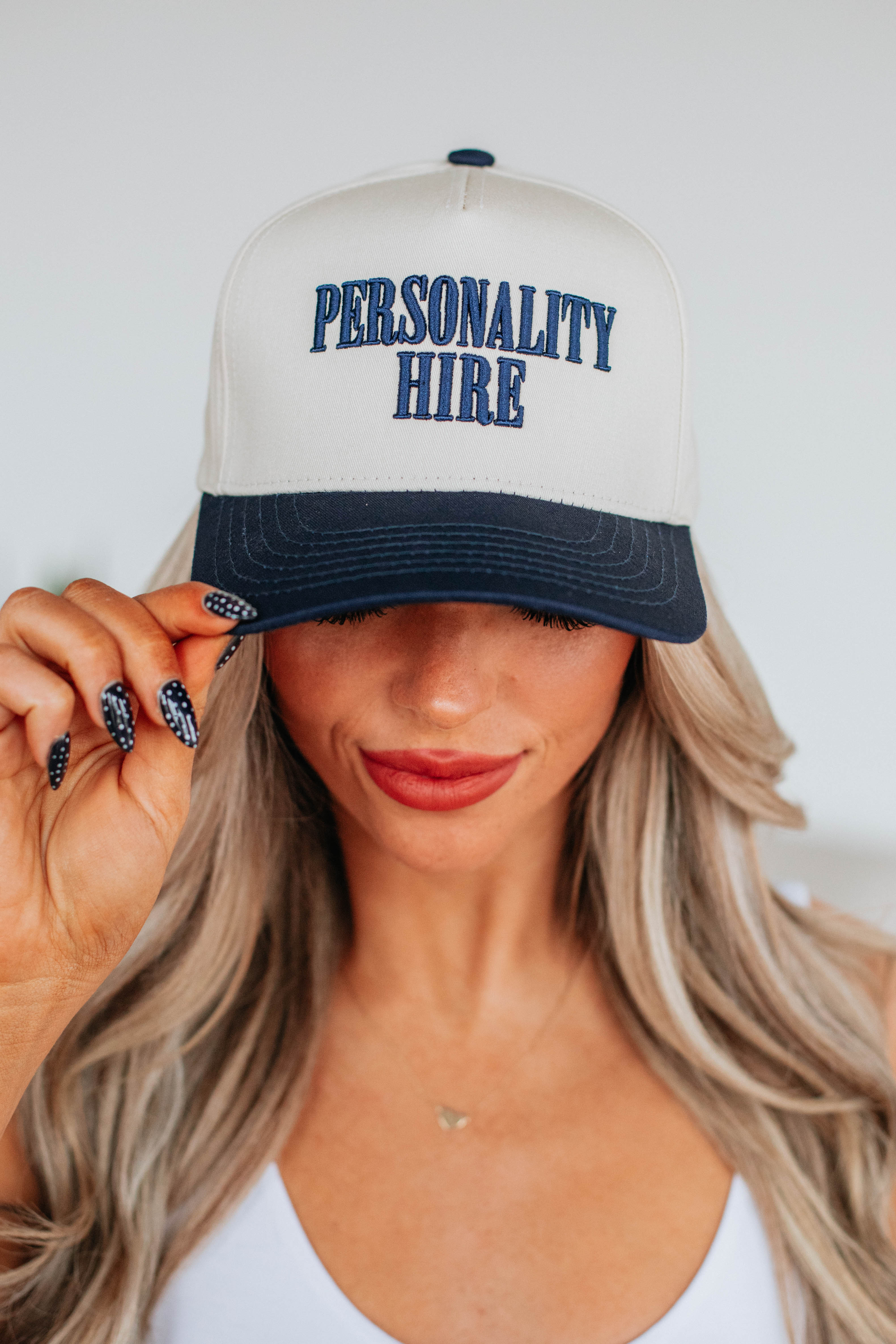 Personality Hire Trucker Hat - Funny & Unique Trucker Cap for Men & Women - Perfect for Work, Parties & Outdoor Activities