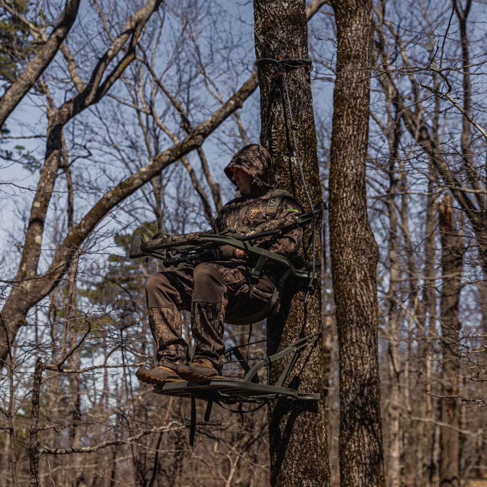 Summit Treestands Viper SD Climbing Treestand - Lightweight Hunting Stand with Comfortable Seat | Camouflage Pattern for Deer Hunting & Outdoor Adventures