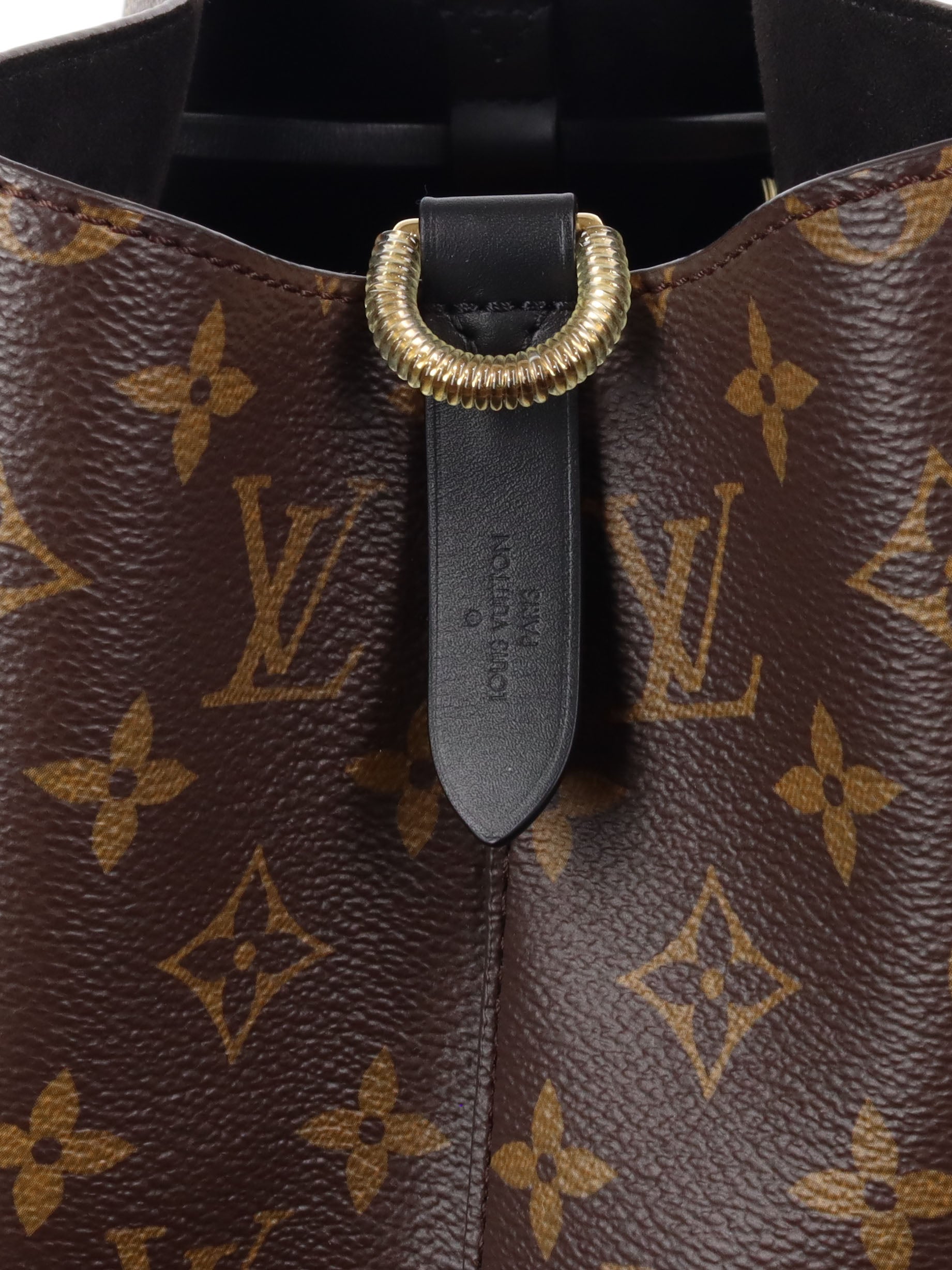 Louis Vuitton Black Monogram NeoNoe Handbag - Stylish Designer Tote for Women, Perfect for Work, Travel & Everyday Use