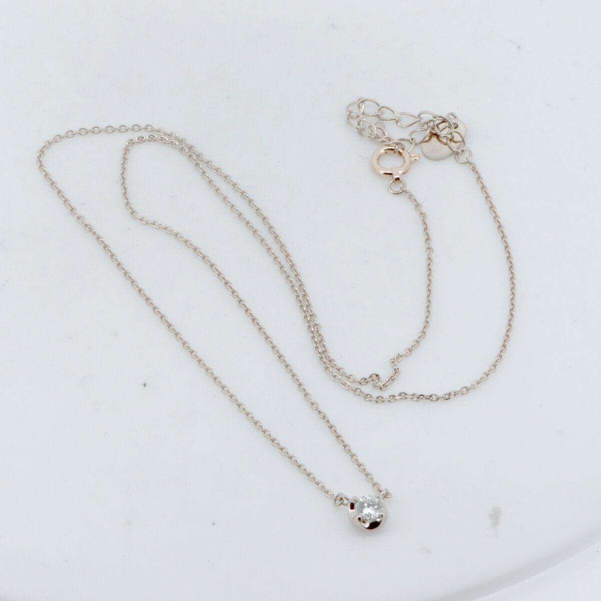 4℃ Diamond 18K White Gold Necklace for Women - Elegant Pendant Jewelry Gift for Anniversary, Wedding & Special Occasions