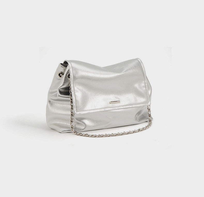 Stylish Modern Chain Shoulder Bag for Women - Trendy Crossbody Purse with Adjustable Strap - Perfect for Work, Travel & Evening Out