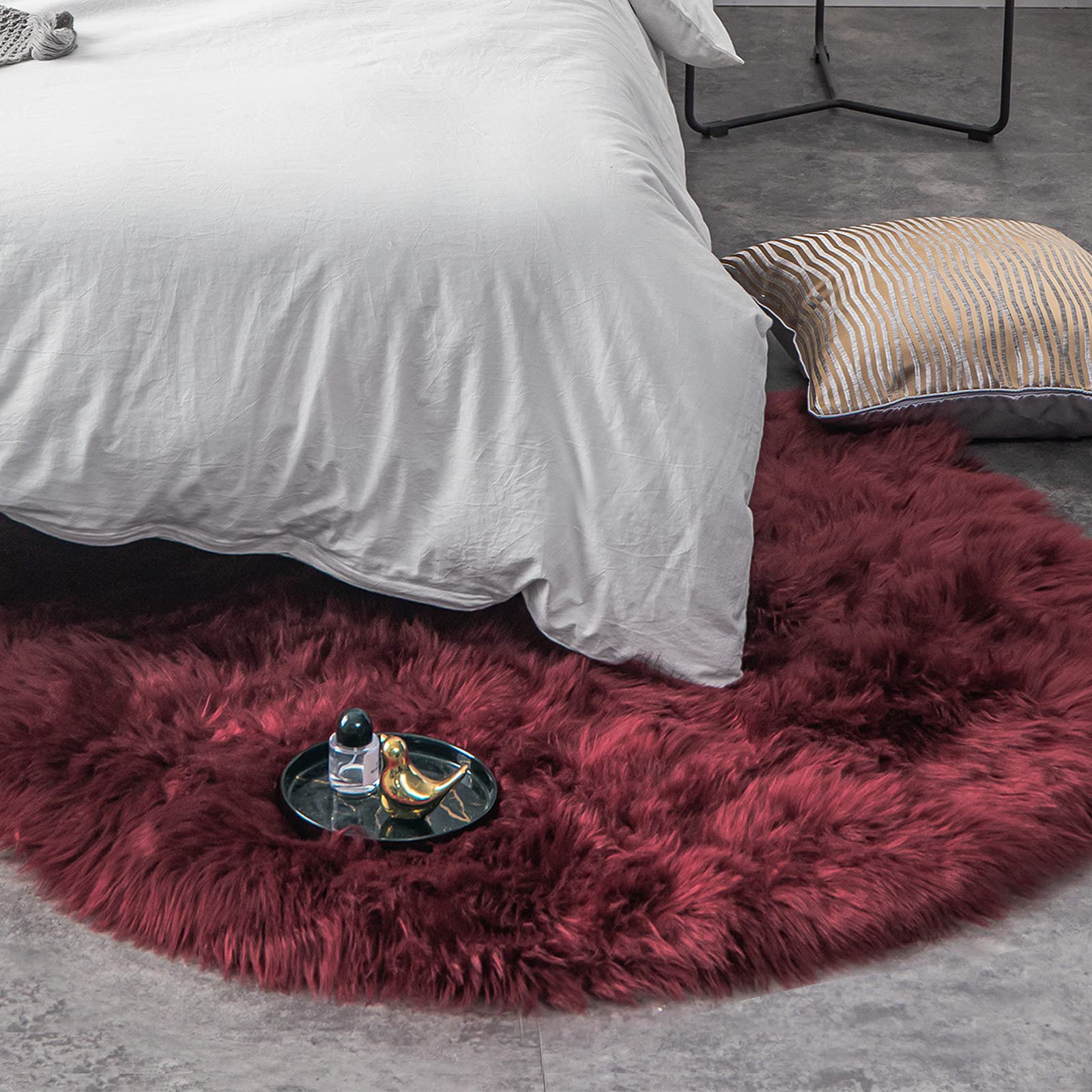 Faux Sheepskin Round Rug 5ft - Soft Fluffy Carpet for Living Room & Nursery