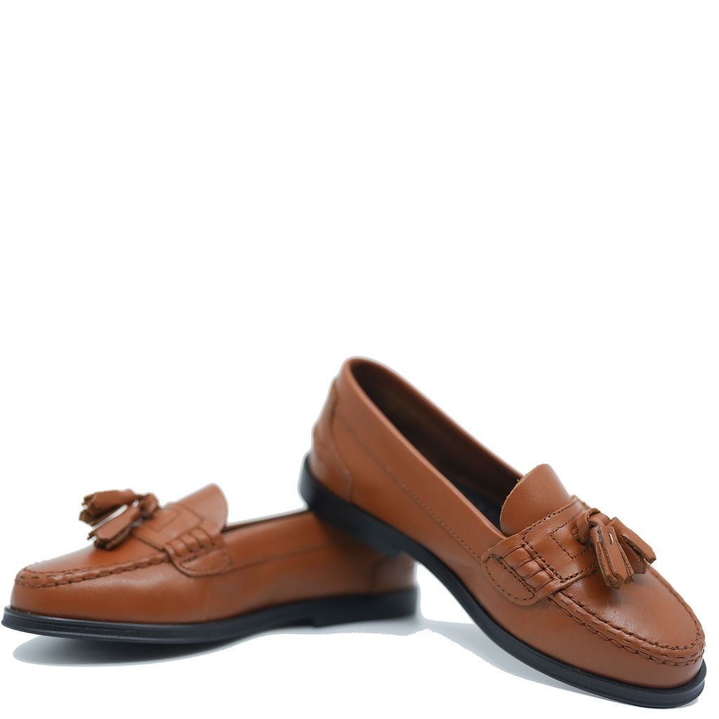 Stylish Confetti Luggage Tassel Loafers for Women - Fashionable Slip-On Shoes with Decorative Tassels - Perfect for Travel, Work & Casual Outfits