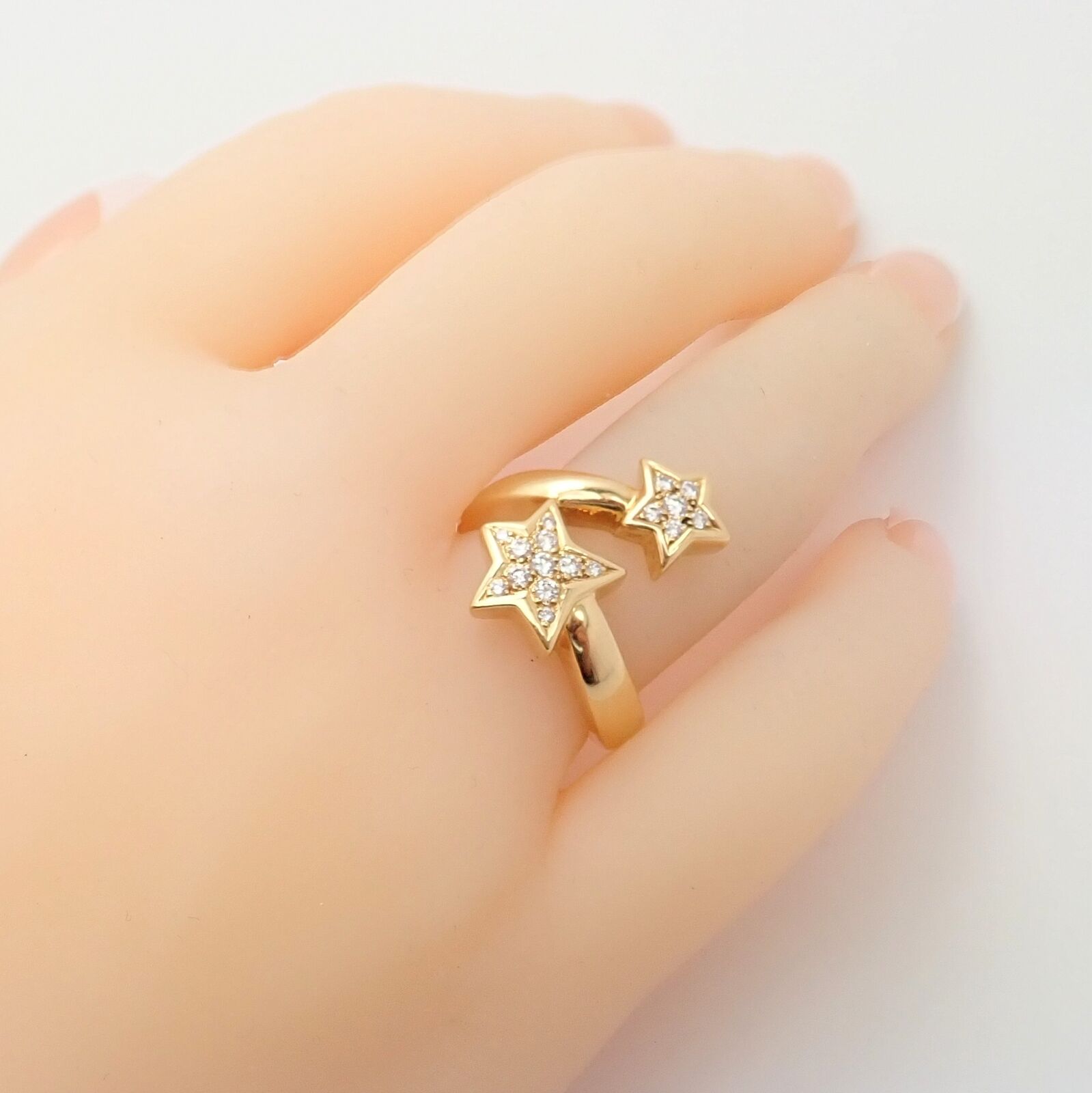 Authentic Chanel Comete 18K Yellow Gold Star Diamond Cocktail Ring for Women - Luxury Statement Jewelry for Parties, Weddings & Special Occasions