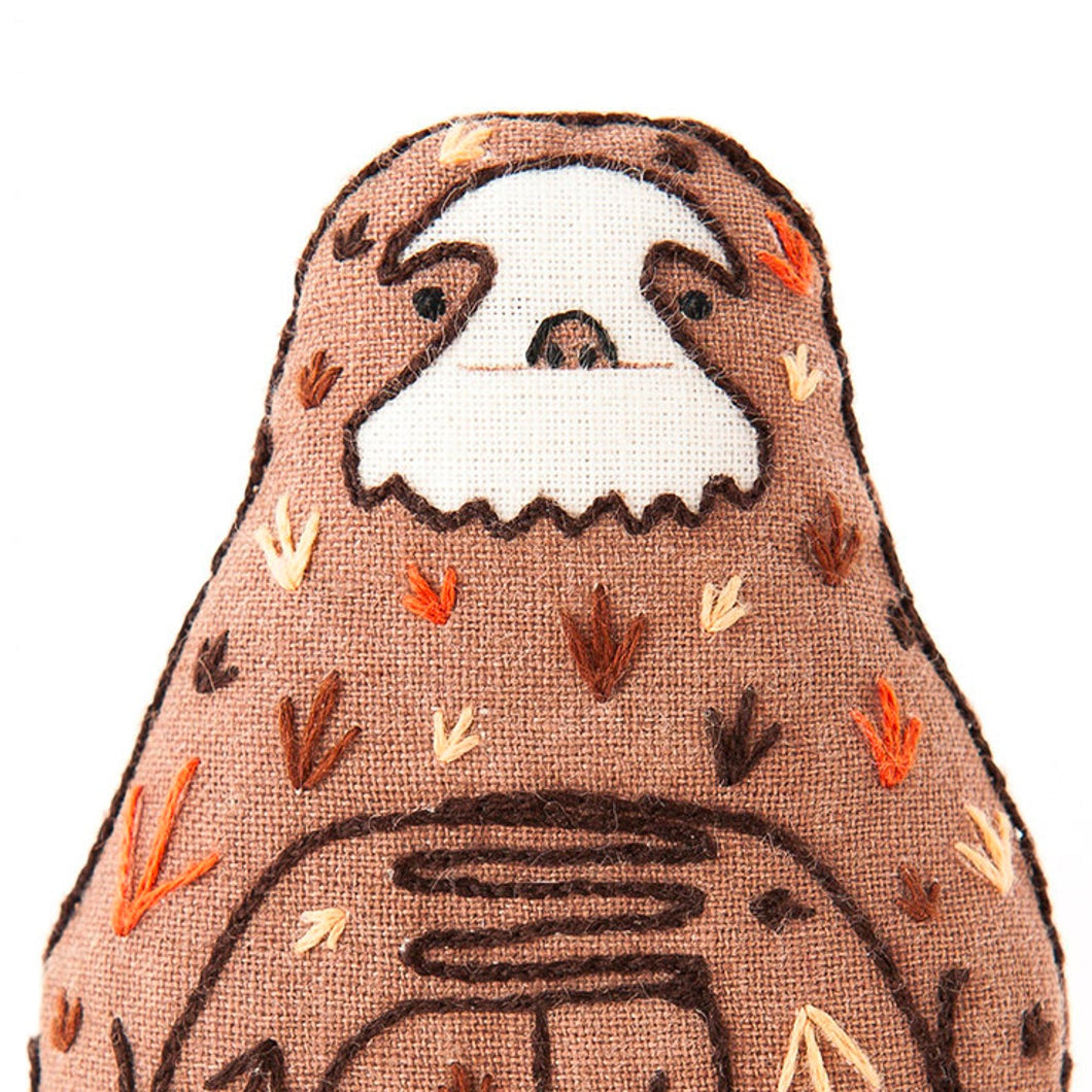 DIY Hand Embroidered Sloth Plushie Kit - Cute Sewing Craft for Beginners & Kids - Perfect for Gifts, Home Decor & Stress Relief