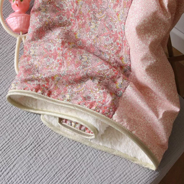 Barnabe Loves Coffee Baby Blanket Alba 73x90cm - Soft & Cozy Nursery Blanket for Newborns, Infants & Toddlers - Perfect for Cuddling, Swaddling & Stroller Use