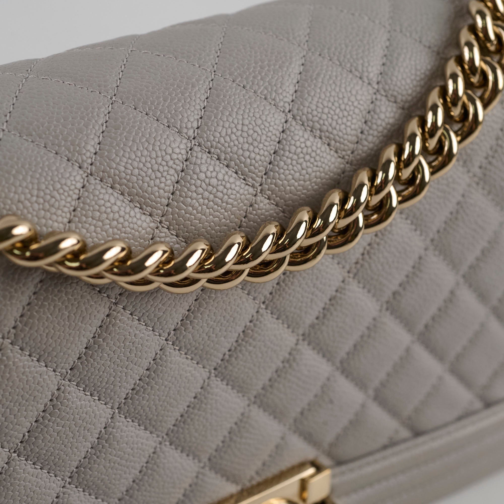 Chanel Caviar Leather Old Medium Flap Bag in Grey with Microchip - Perfect for Luxury Everyday Use & Special Occasions