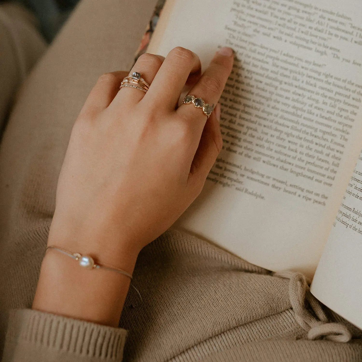 Sofia Perla 14K Yellow Gold Bracelet for Women - Elegant Pearl Jewelry Gift for Birthday, Anniversary & Special Occasions