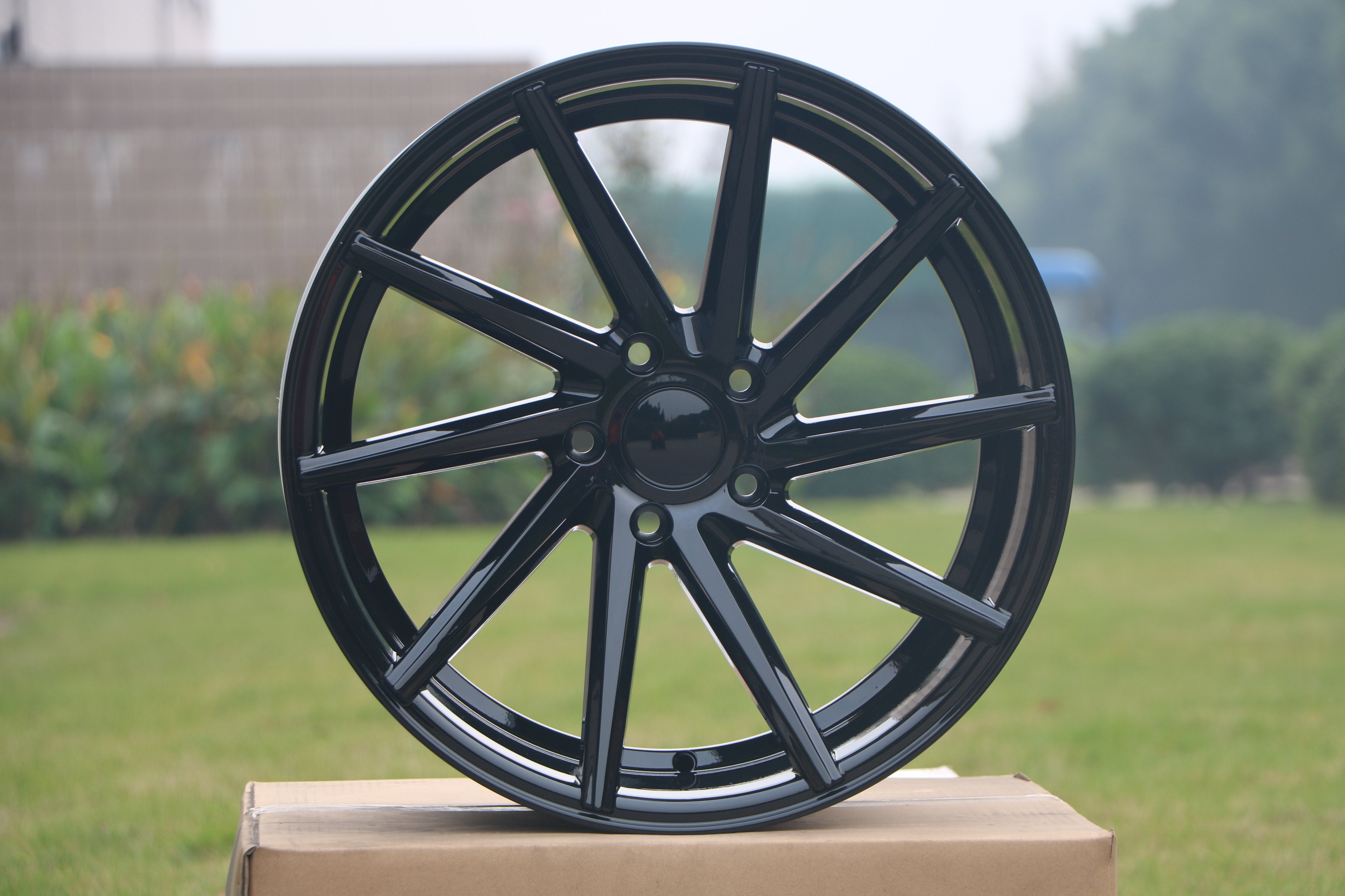 19-Inch Swirl Style Alloy Wheels - Premium Car Rims for Sedans & SUVs - Enhance Your Vehicle's Style & Performance for Street Driving & Car Shows