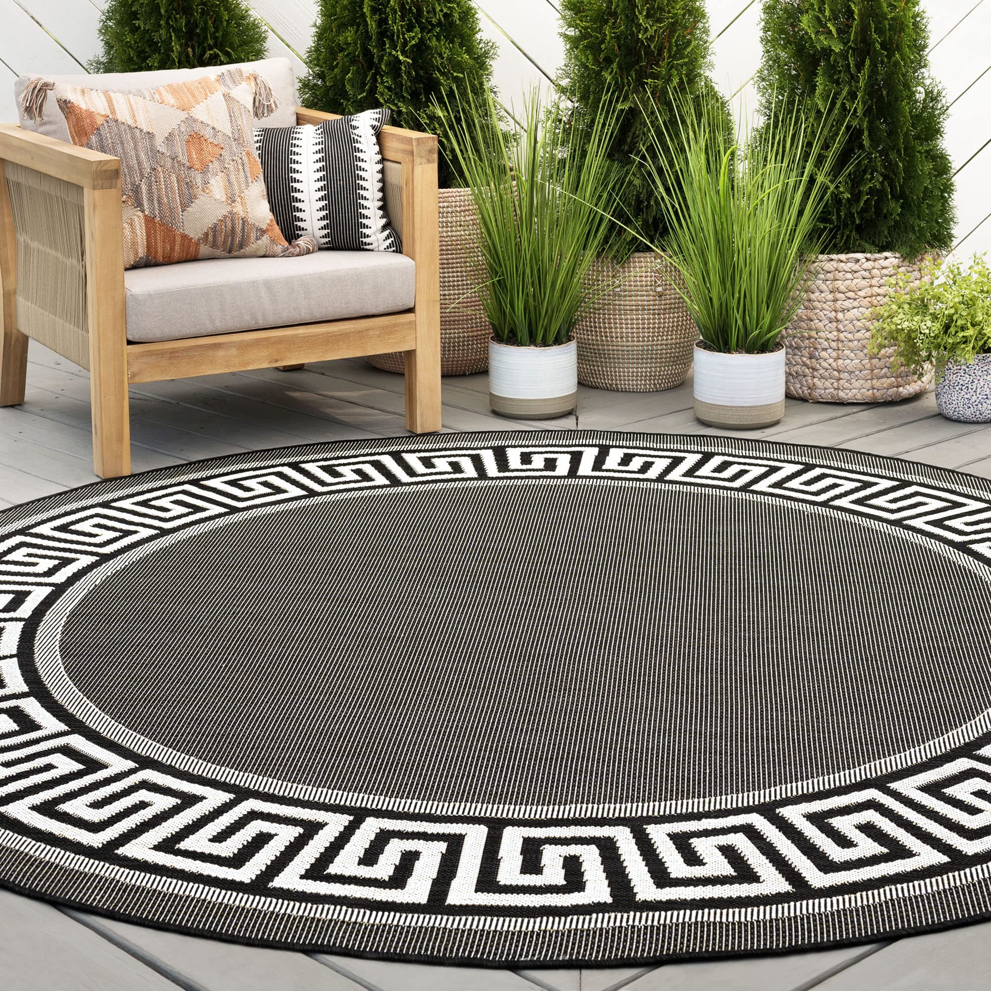 7'10'' Round Waterproof Indoor/Outdoor Rug - Black - Perfect for Patio, Deck, Porch, Entryway & Garden - Durable All-Weather Area Rug for Outdoor Spaces