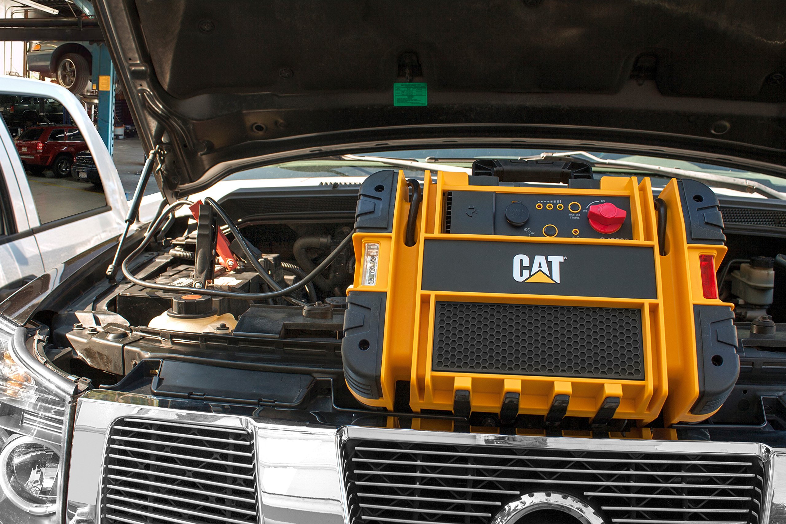 CAT CJ3000 Professional 2000A Peak Jump Starter - Portable Car Battery Booster with Built-In Power Switch & Heavy-Duty Clamps (Yellow) - Emergency Vehicle Rescue, Roadside Assistance, Truck & SUV Power Boost