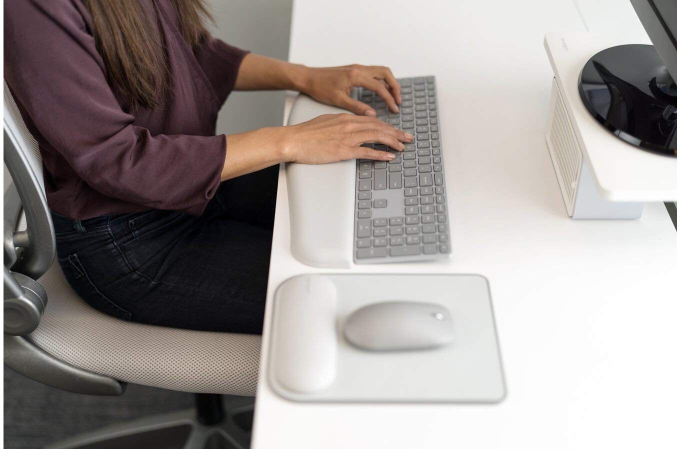 Kensington ErgoSoft Wrist Rest for Slim Keyboard - Grey Faux Leather Ergonomic Support - Contoured Design for MacBook, iMac, Surface & Desktop Computers - Perfect for Home Office & Long Typing Sessions