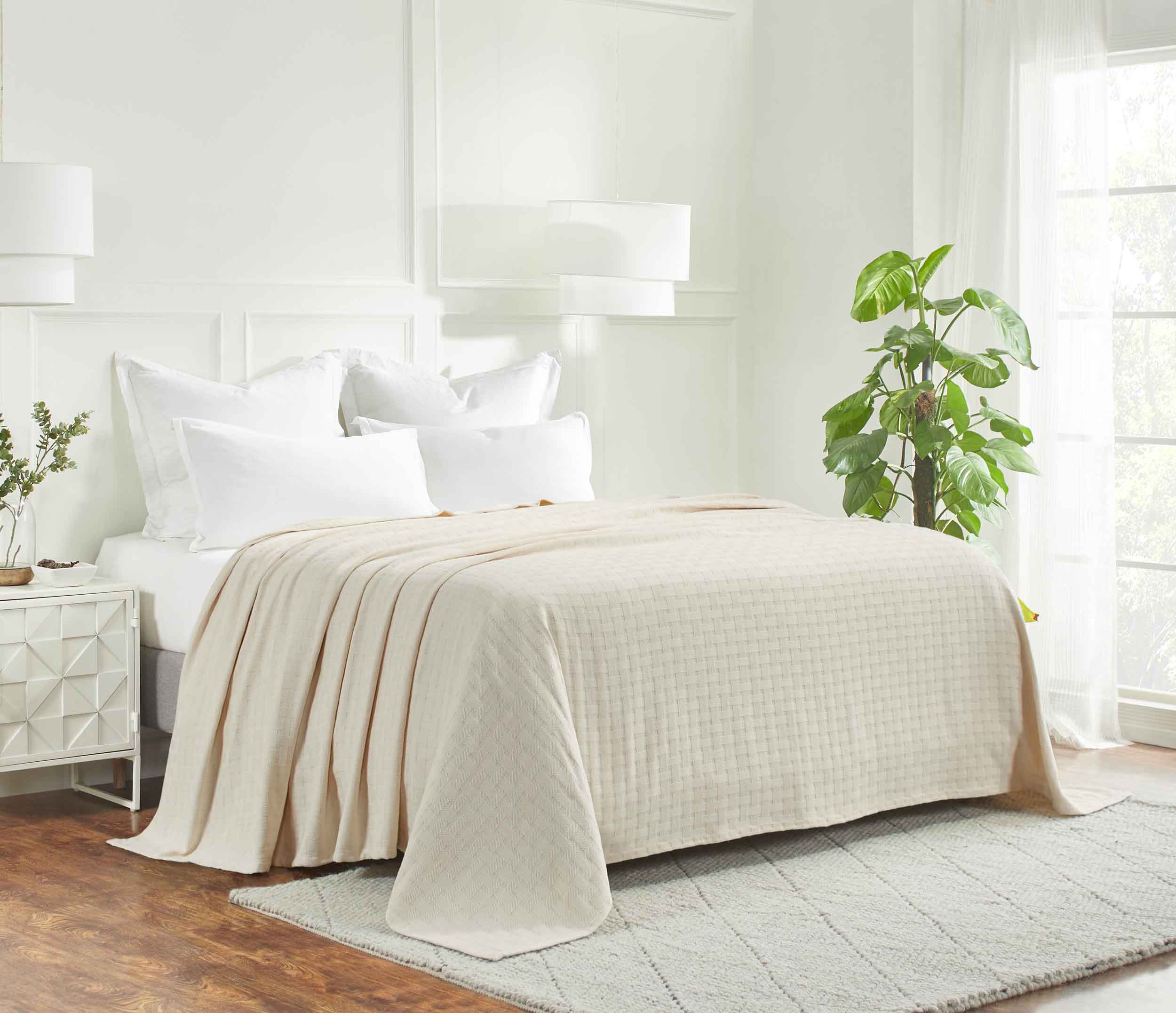 Soft Basketweave All-Season Cotton Bed Blanket & Sofa Throw - Lightweight Breathable Blanket for Bedroom, Living Room, Travel and Outdoor Use