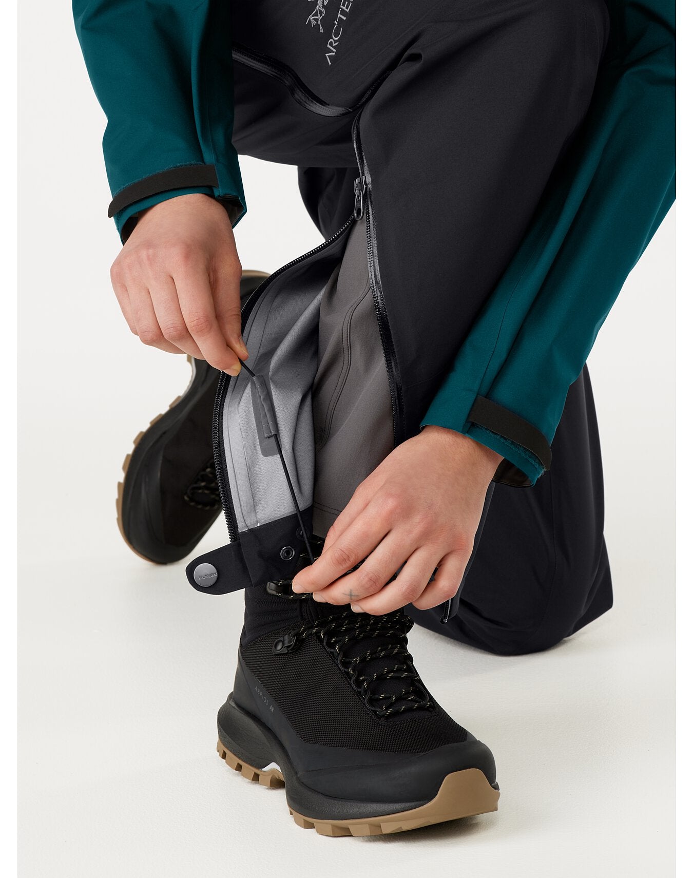 Women's Beta Pant - High-Performance Hiking & Outdoor Pants for Active Lifestyle | Past Season Collection | Perfect for Trail Running, Camping & Adventure Travel