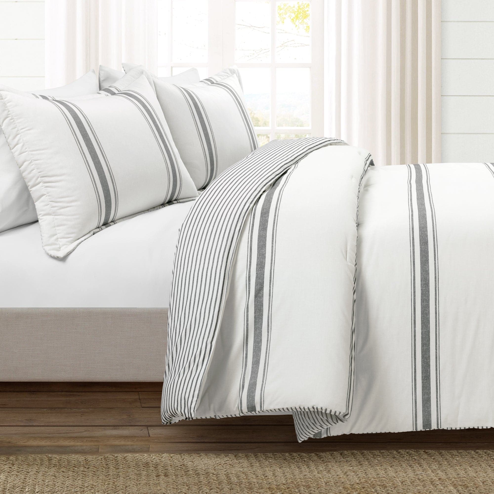 Farmhouse Stripe Reversible Comforter Set - Queen Size, Soft Breathable Cotton Bedding - Perfect for Cozy Bedroom Decor & Guest Room Styling