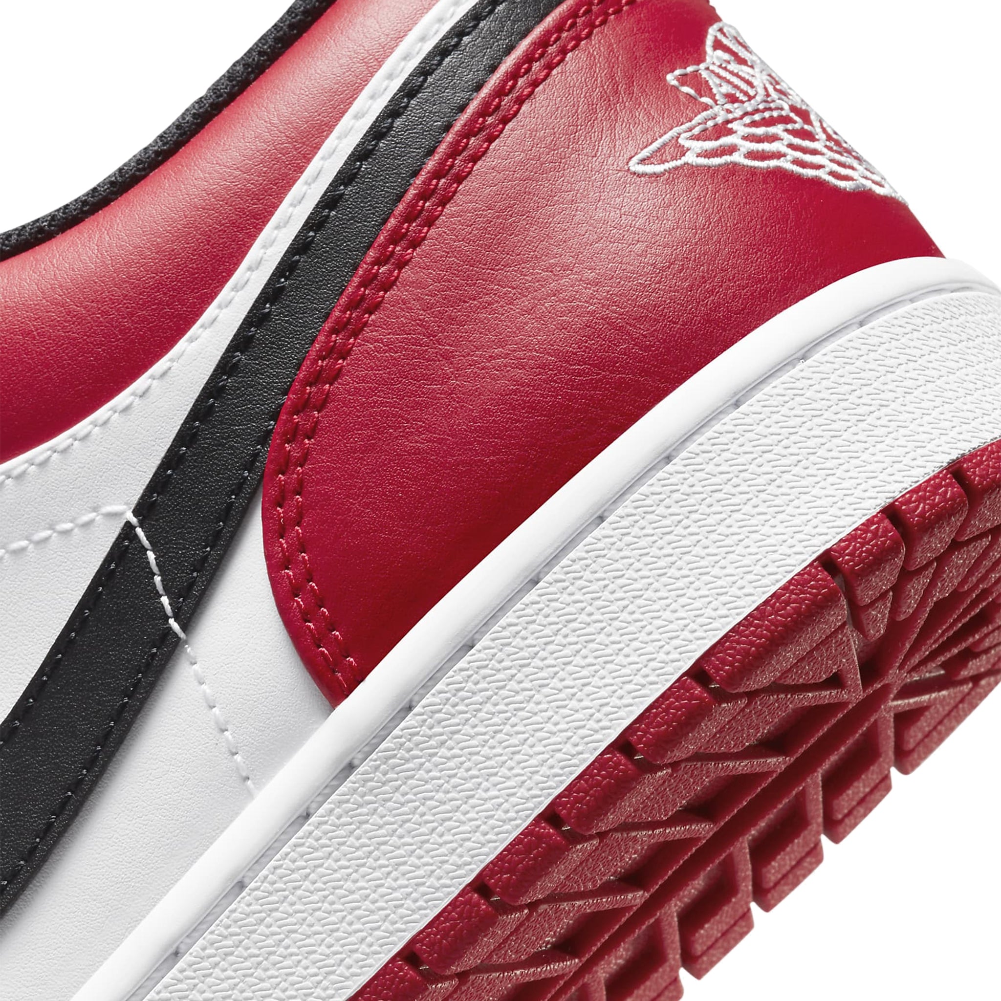 Air Jordan 1 Low Bred Toe Men's Basketball Shoes - Retro Black Red White Sneakers for Casual Wear & Street Style