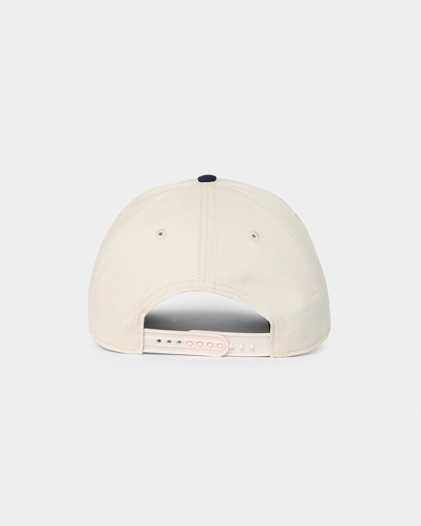 47 Brand Atlanta Braves Sure Shot MVP DT Snapback Hat - Natural/Navy Adjustable Baseball Cap for Men & Women - Perfect for Sports Fans, Casual Wear & Outdoor Activities