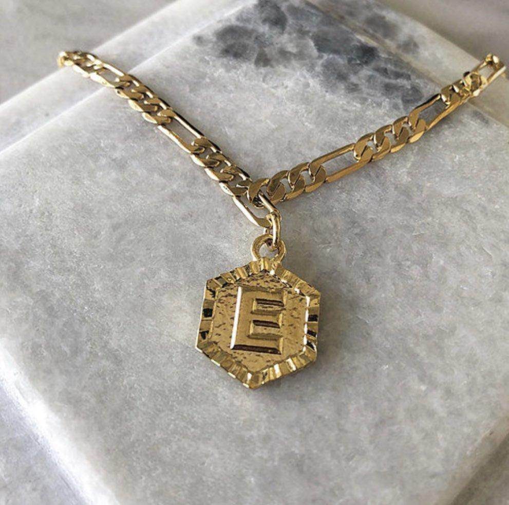 Personalized Initial Anklet for Women - Custom Name Ankle Bracelet - Dainty Gold Plated Jewelry Gift for Her - Perfect for Beach, Vacation & Everyday Wear