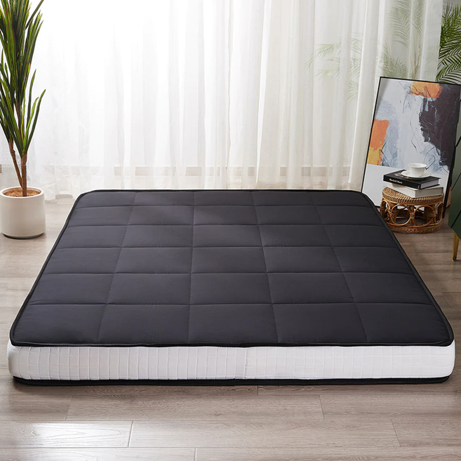 MAXYOYO Padded Japanese Floor Mattress - Black Foldable Roll Up Futon for Bedroom, Guest Room & Travel | Comfortable Floor Sleeping Mat for Adults & Kids