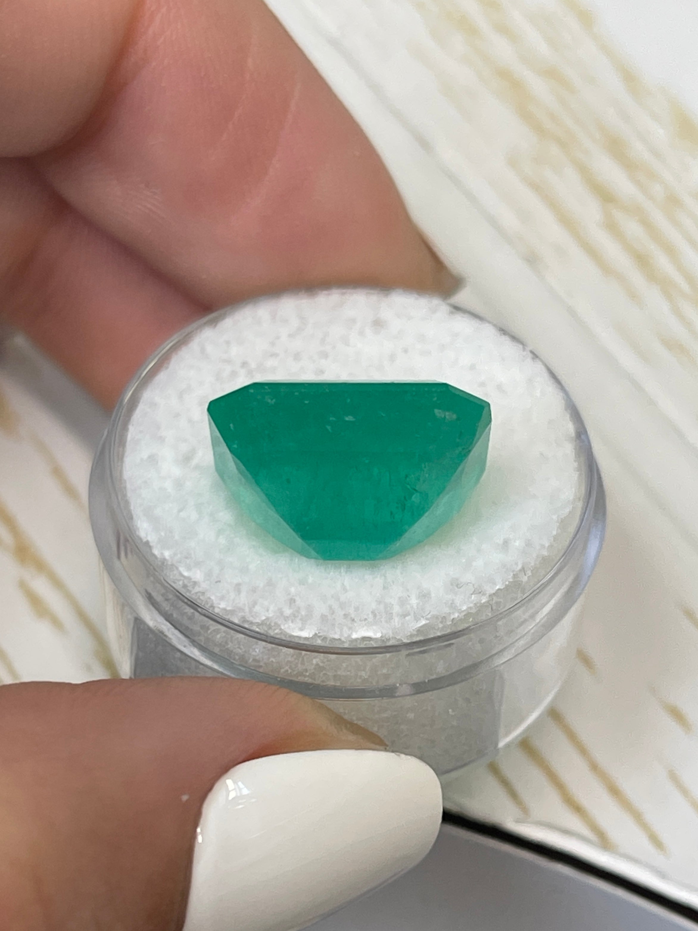 12.31 Carat Natural Colombian Emerald - Bluish Green Loose Gemstone 15.5x13mm Emerald Cut for Jewelry Making & Engagement Rings