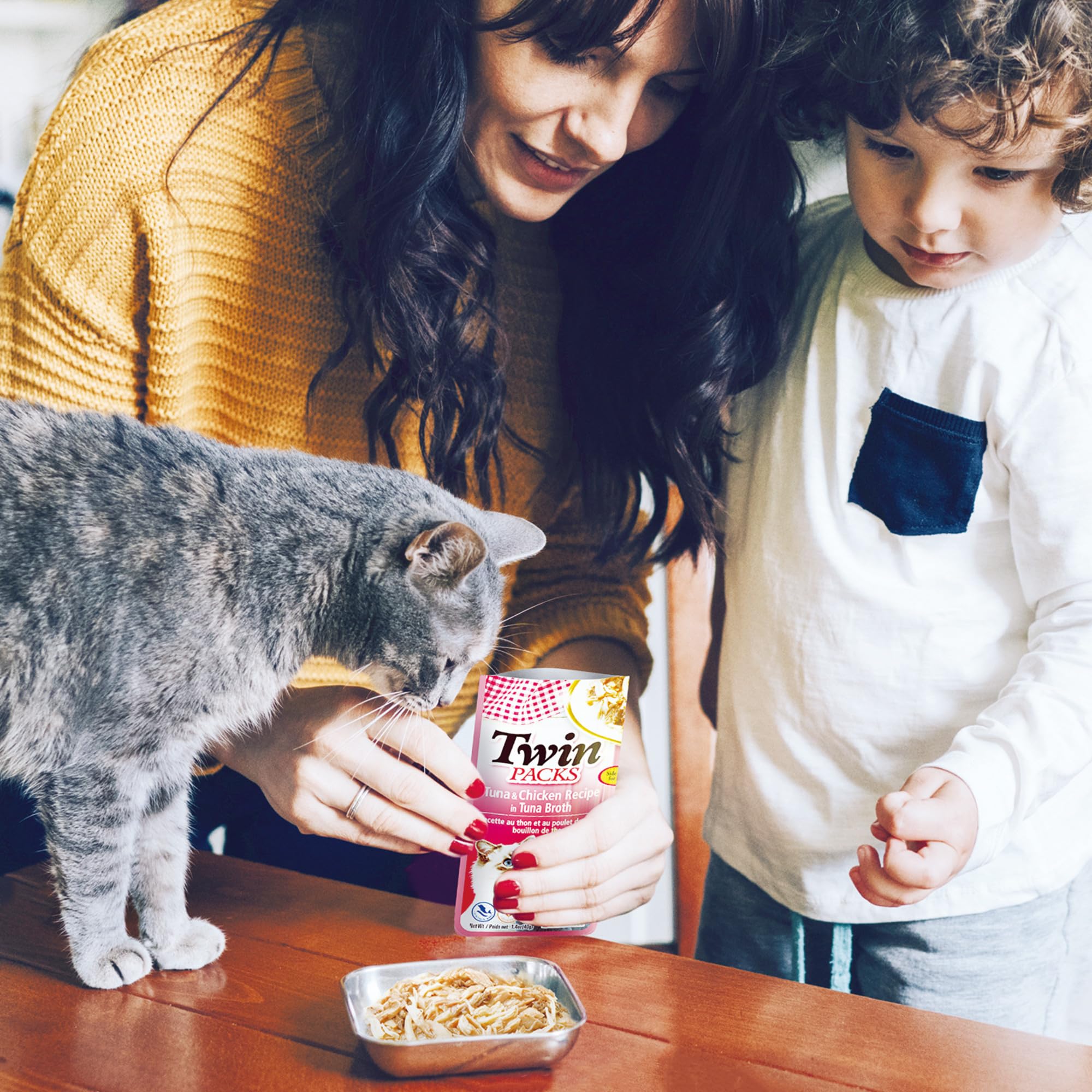 INABA Twin Packs for Cats - Shredded Chicken & Broth Gelée Cat Food Topper, 1.4oz per Serving, 12 Pouches (Chicken Recipe in Chicken Broth) - Perfect Wet Cat Food Supplement for Picky Eaters & Senior Cats