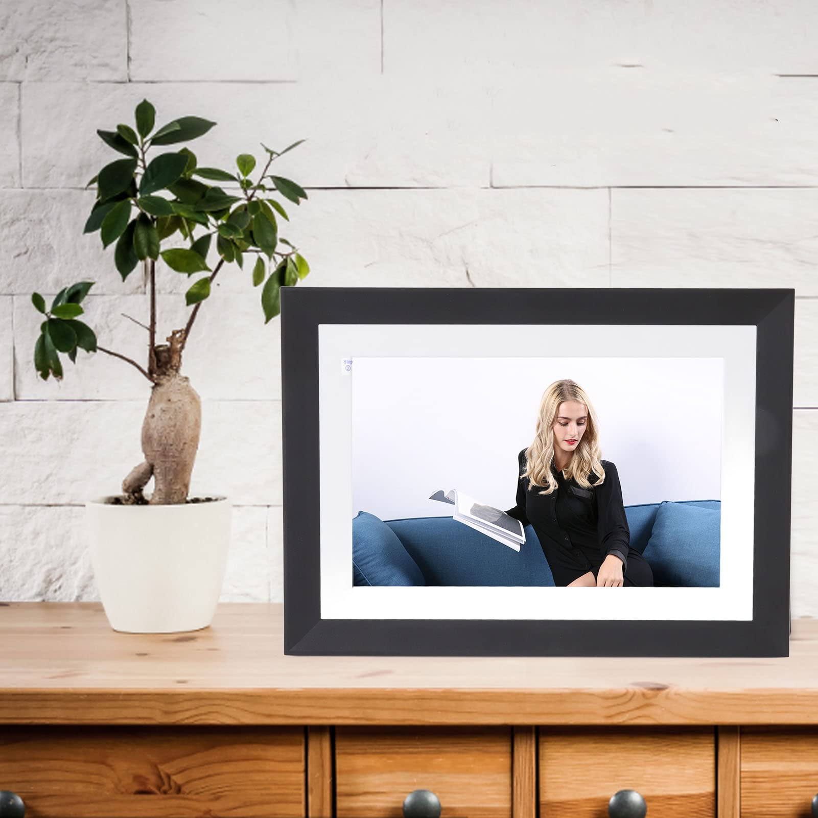 11.7 Inch WiFi Digital Picture Frame with IPS HD Touch Screen - Smart Cloud Photo Frame for Remote Sharing via App - Perfect Gift for Mom, Family & Friends (British Plugs) - Display Memories in Living Room, Bedroom or Office