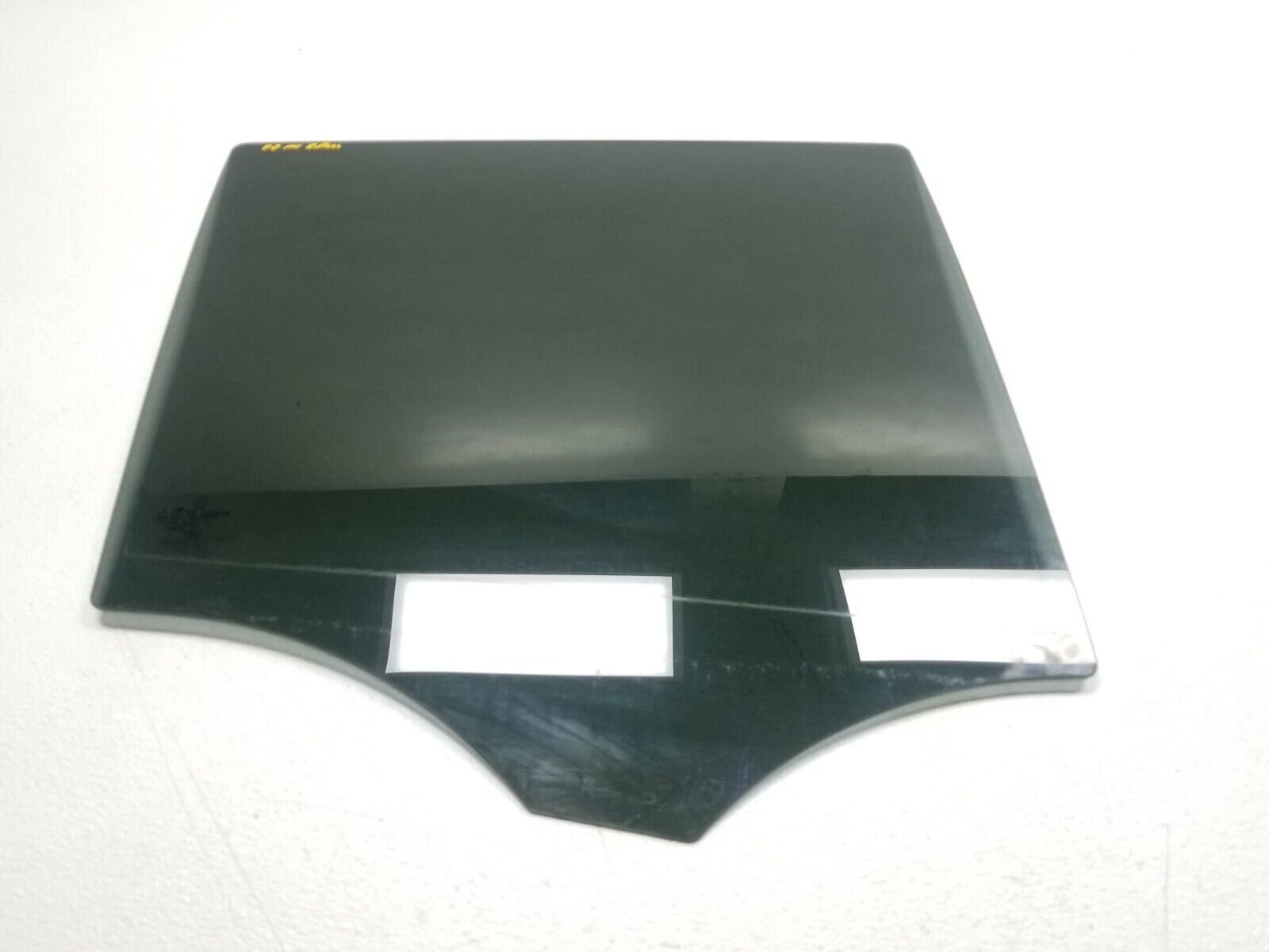 2006-2011 Mercedes ML500 Right Passenger Side Rear Door Window Glass Replacement - OEM Quality for Smooth Operation & Perfect Fit - Ideal for Car Repair & Restoration Projects