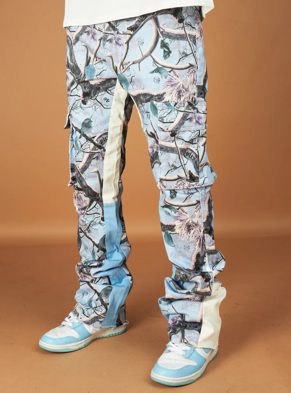Stylish Light Blue Mott Politics Jeans 521 - Perfect for Casual Wear & Everyday Outfits
