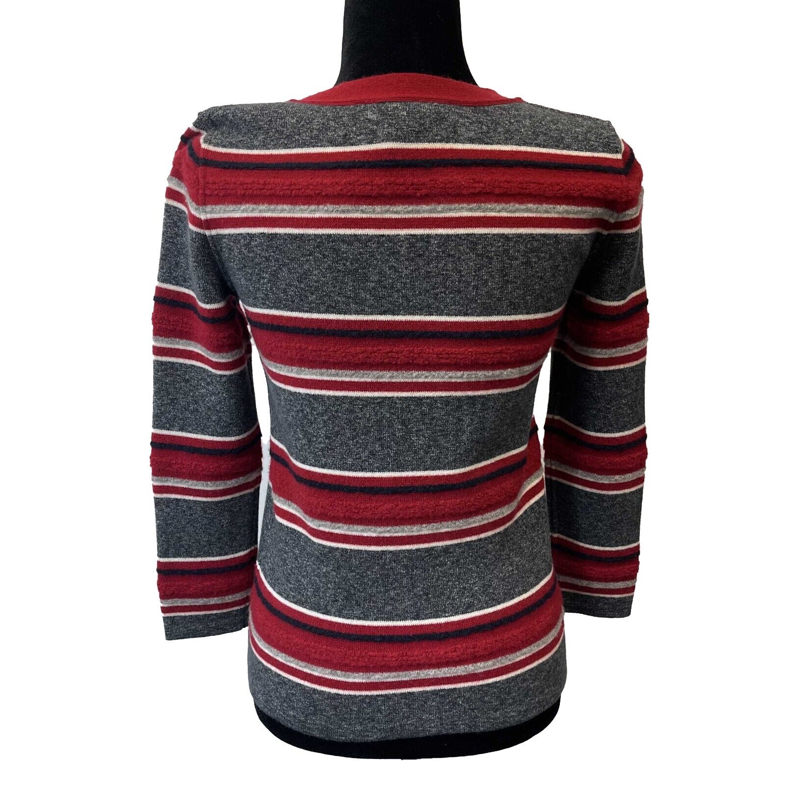 Chanel Paris Dallas Pullover Sweater - Gray & Red - Size XS (34) | Women's Luxury Knitwear for Fall & Winter Fashion