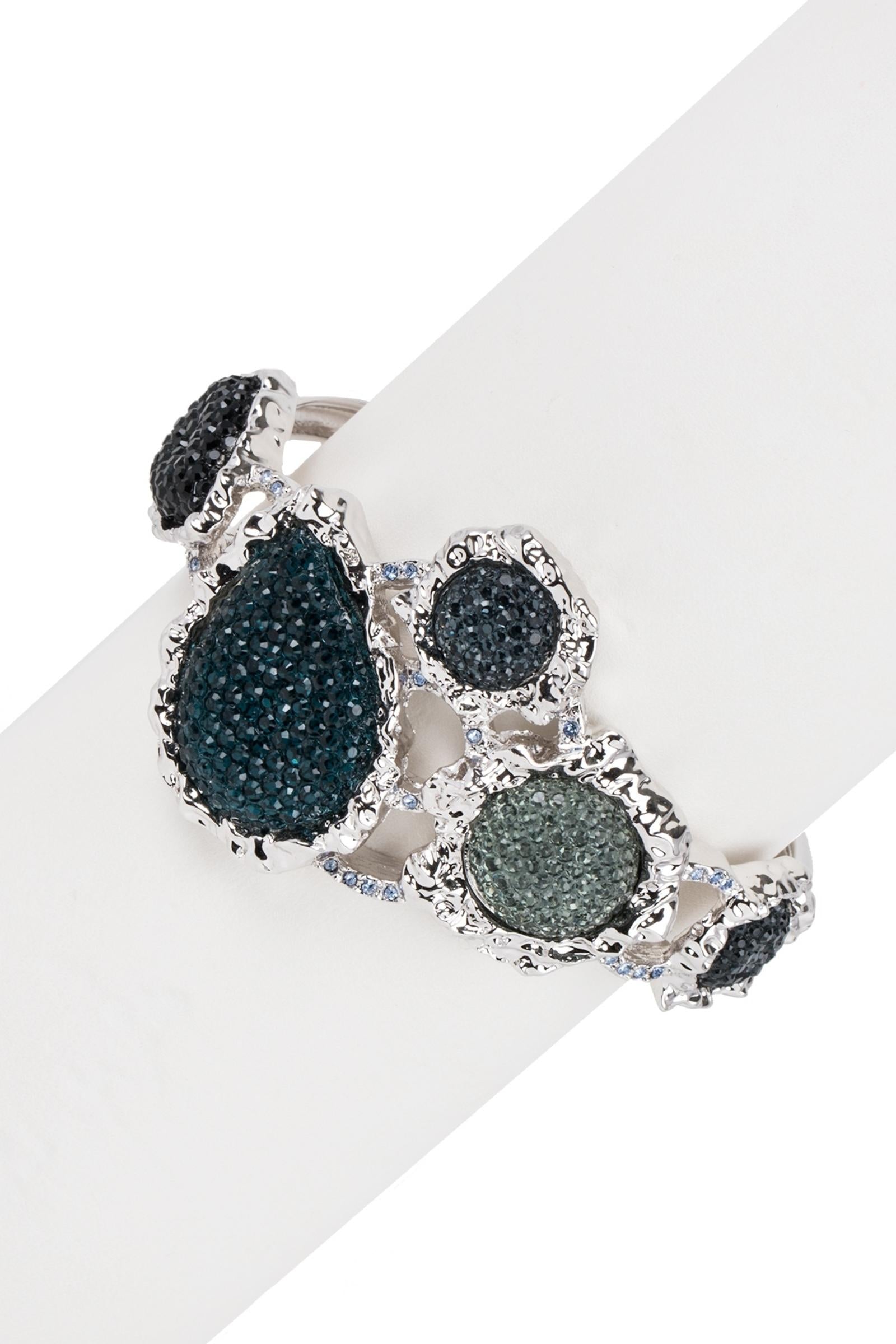 Pearl Crystal Bracelet for Women - Elegant Beaded Jewelry for Daily Wear, Gift Giving & Special Occasions