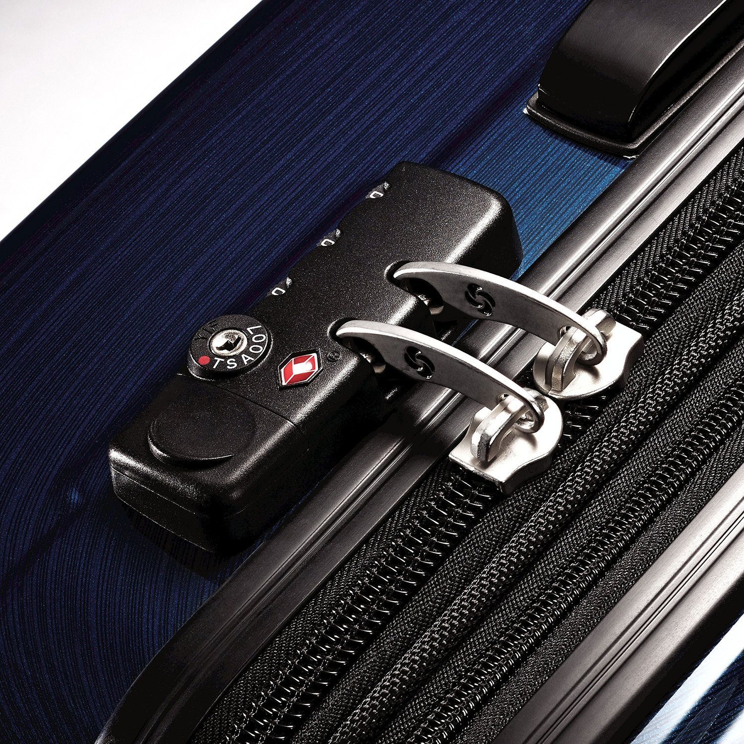 Samsonite Winfield 2 Hardside Expandable Luggage with 360° Spinner Wheels - Lightweight Durable Suitcase for Travel, Business Trips & Vacations