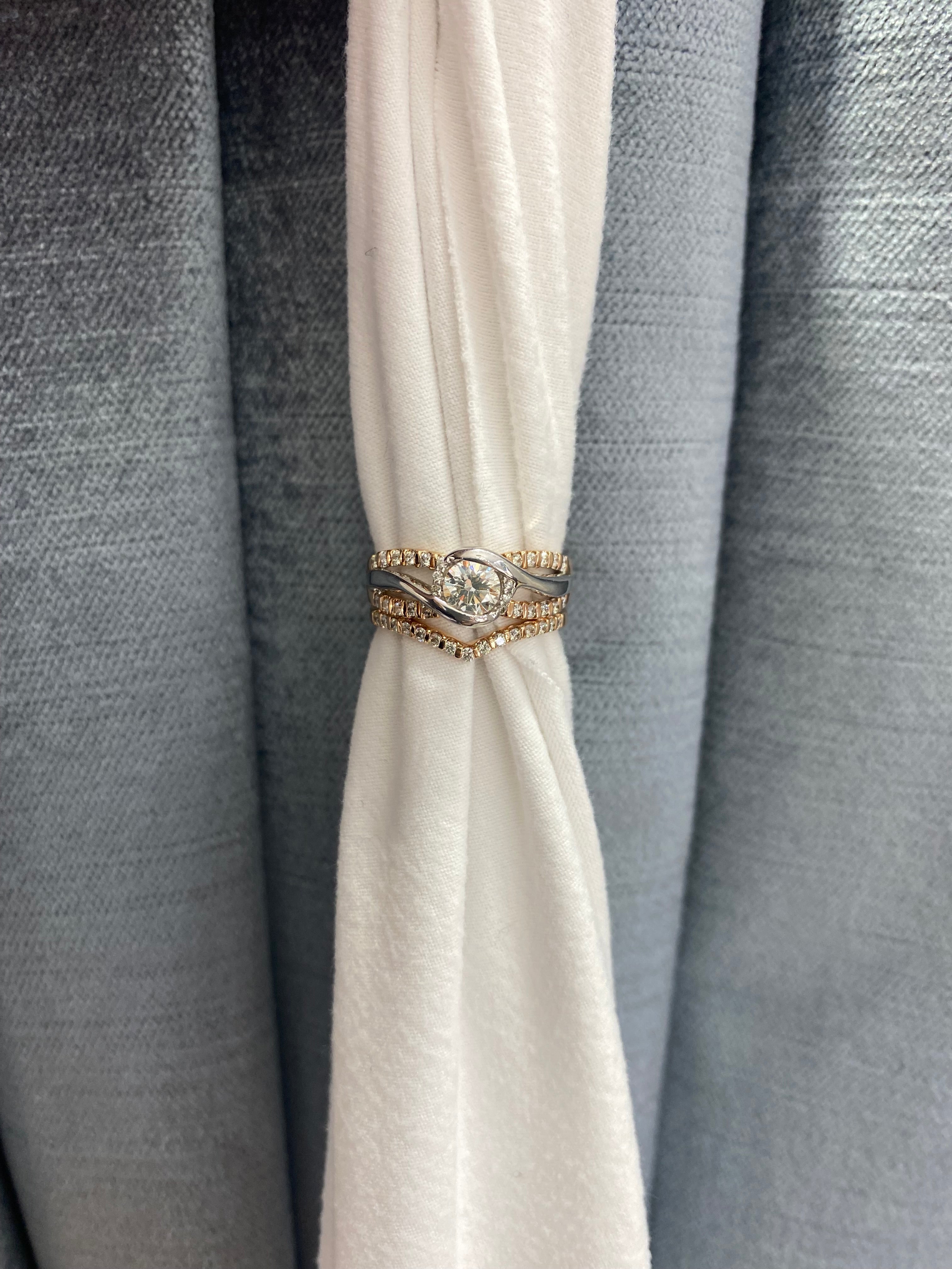 Exquisite Mia Round Diamond Engagement Ring Set - 14K White Gold Bridal Wedding Band - Perfect for Proposals, Anniversaries & Special Occasions
