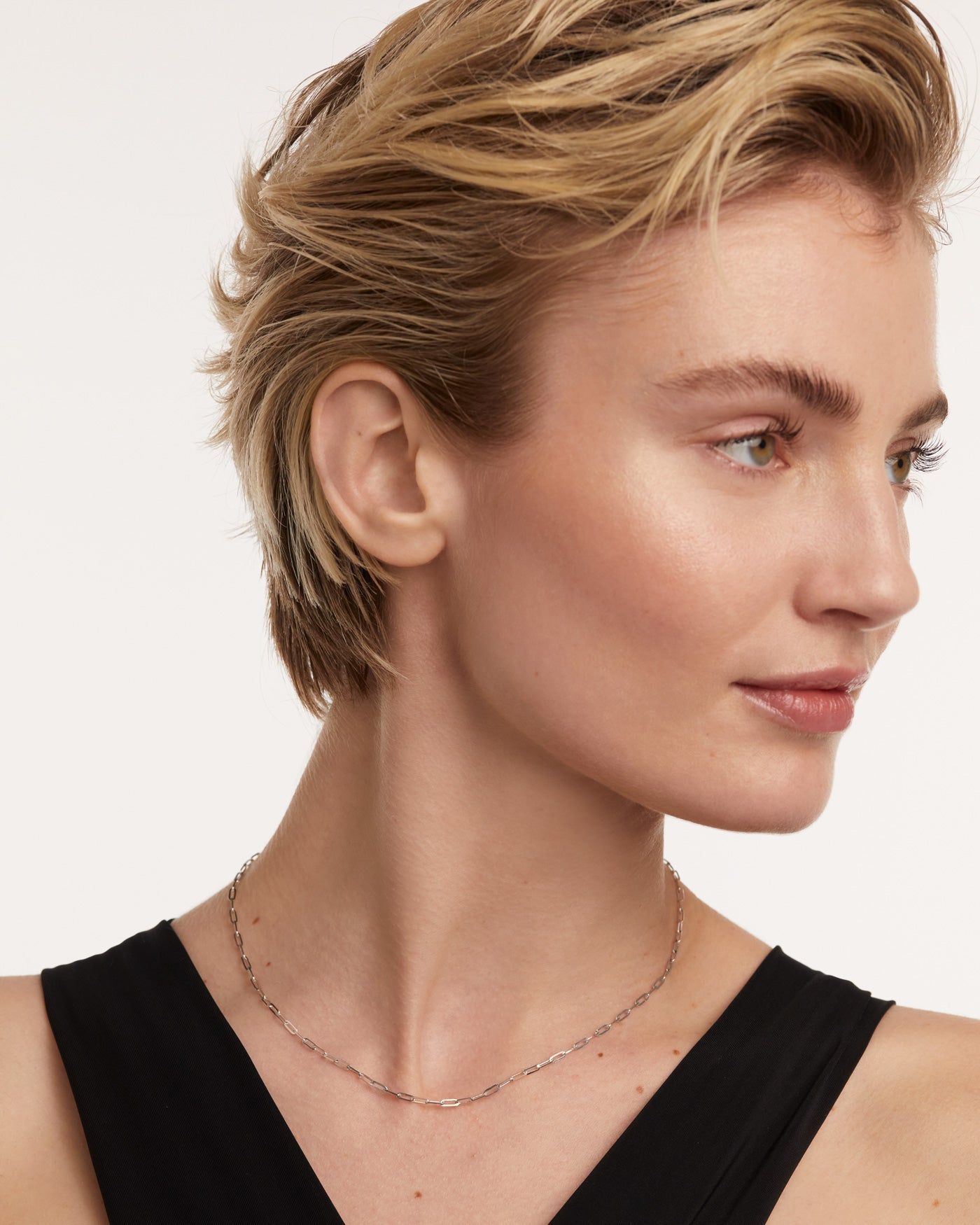 Elegant GRID White Gold Cable Chain Necklace for Women - Perfect for Everyday Wear, Layering & Special Occasions