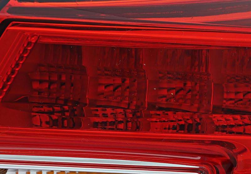 Honda Accord Sedan Tail Light Lamp Right Side Replacement for 2018-2021 Models | Perfect Fit for Night Driving & Enhanced Safety