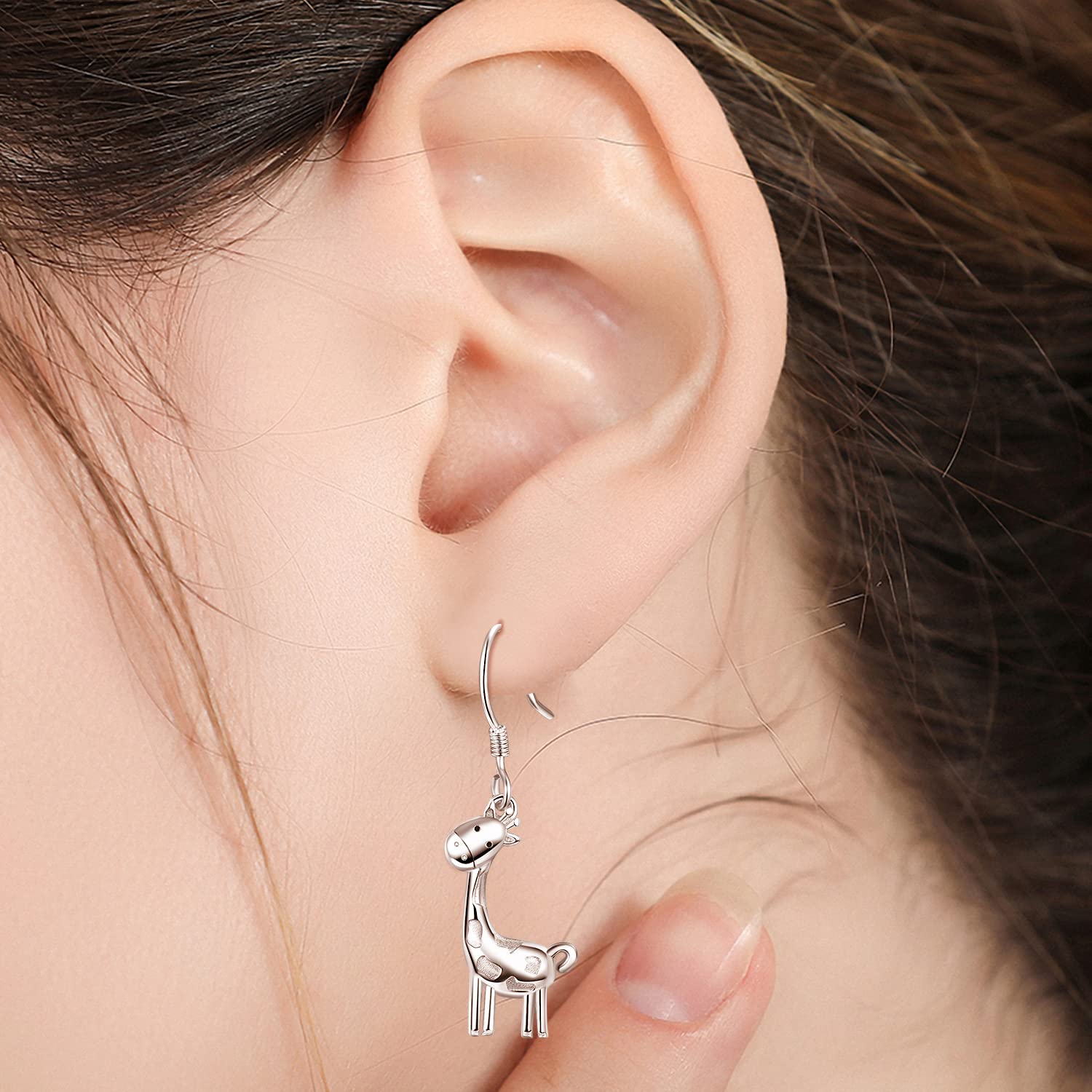 Stylish Giraffe Earrings for Women - Cute Animal Jewelry Gift for Birthday, Christmas - Perfect for Casual Wear & Party Accessories