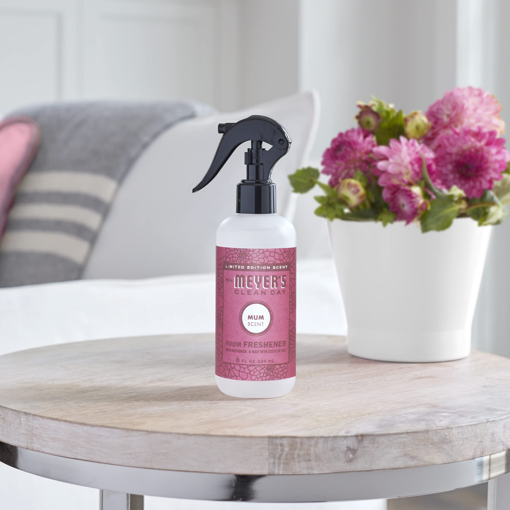 Mrs. Meyer's Clean Day Air Freshener Spray - Non-Aerosol Essential Oil Infused Room Spray, Mum Scent, 8 fl oz | Natural Home & Office Odor Eliminator for Bathroom, Kitchen & Living Spaces