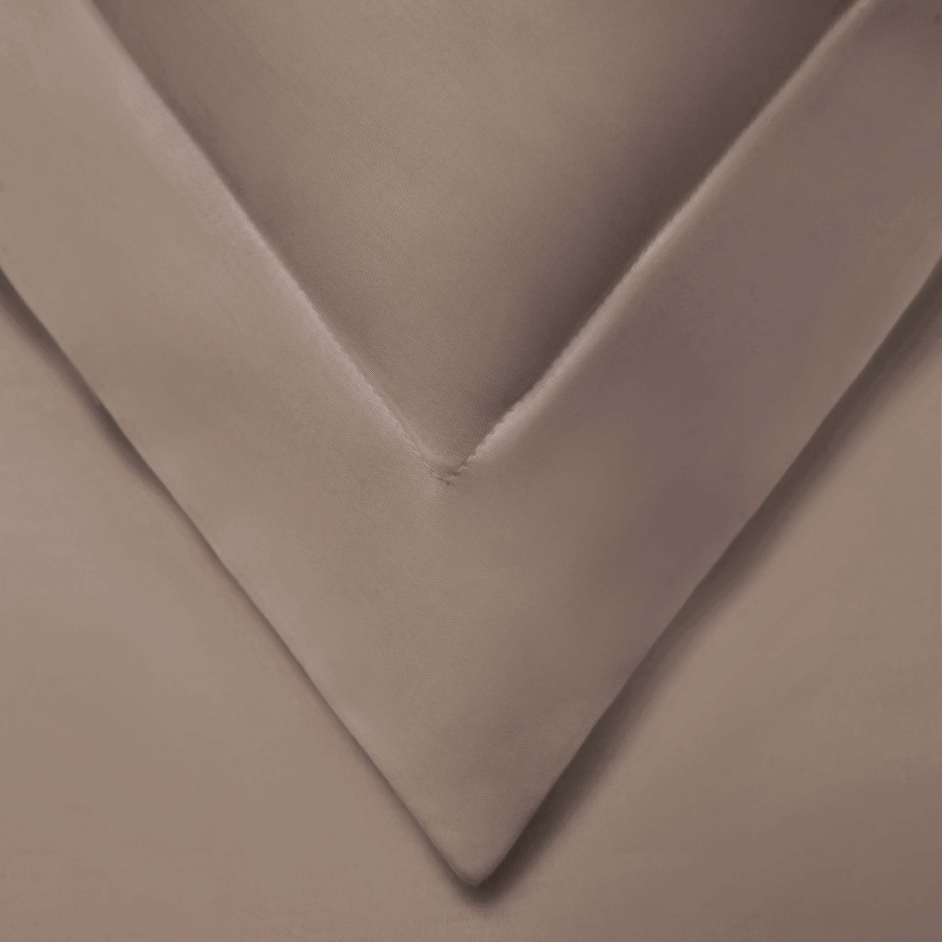 Luxury 800 Thread Count Cotton Blend 3-Piece Duvet Cover Set - Soft & Breathable Bedding for Master Bedroom, Guest Room, or Dorm