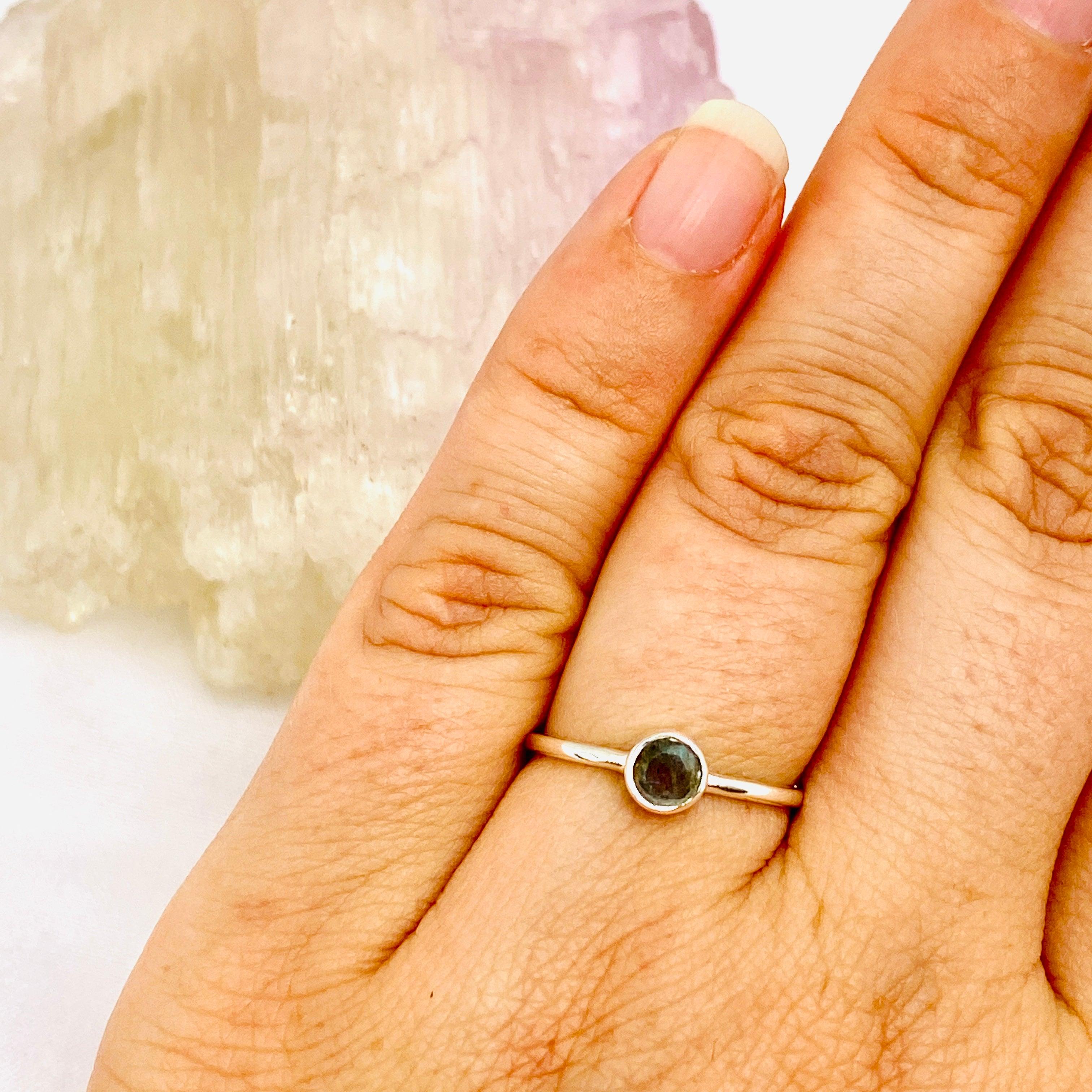 Labradorite Round Faceted Sterling Silver Band Ring - Size 7 - Elegant Gemstone Jewelry for Women, Perfect for Everyday Wear, Gift Giving & Special Occasions