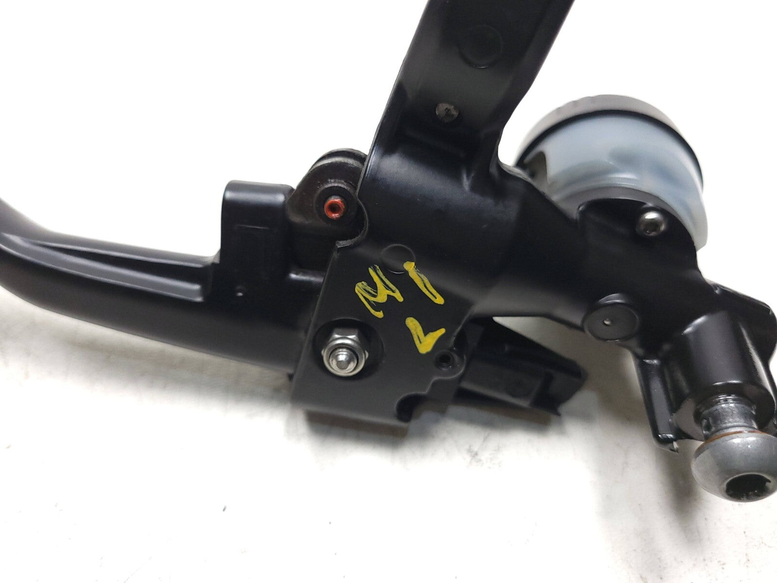 05-08 BMW K1200R K1200 Clutch Master Cylinder with Lever - OEM Replacement Part for Motorcycle Repair & Maintenance - Perfect for DIY Fixes & Professional Garage Use
